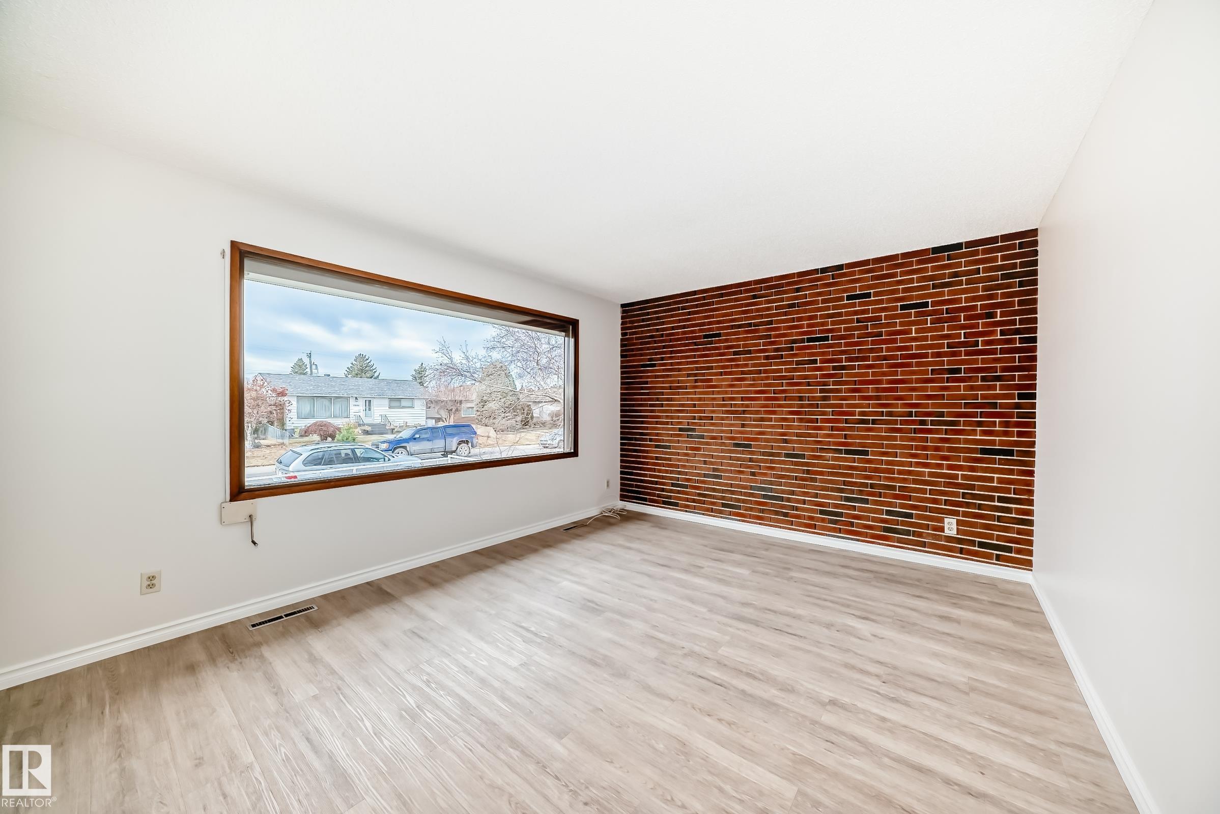 Picture for 13003 128 ST NW