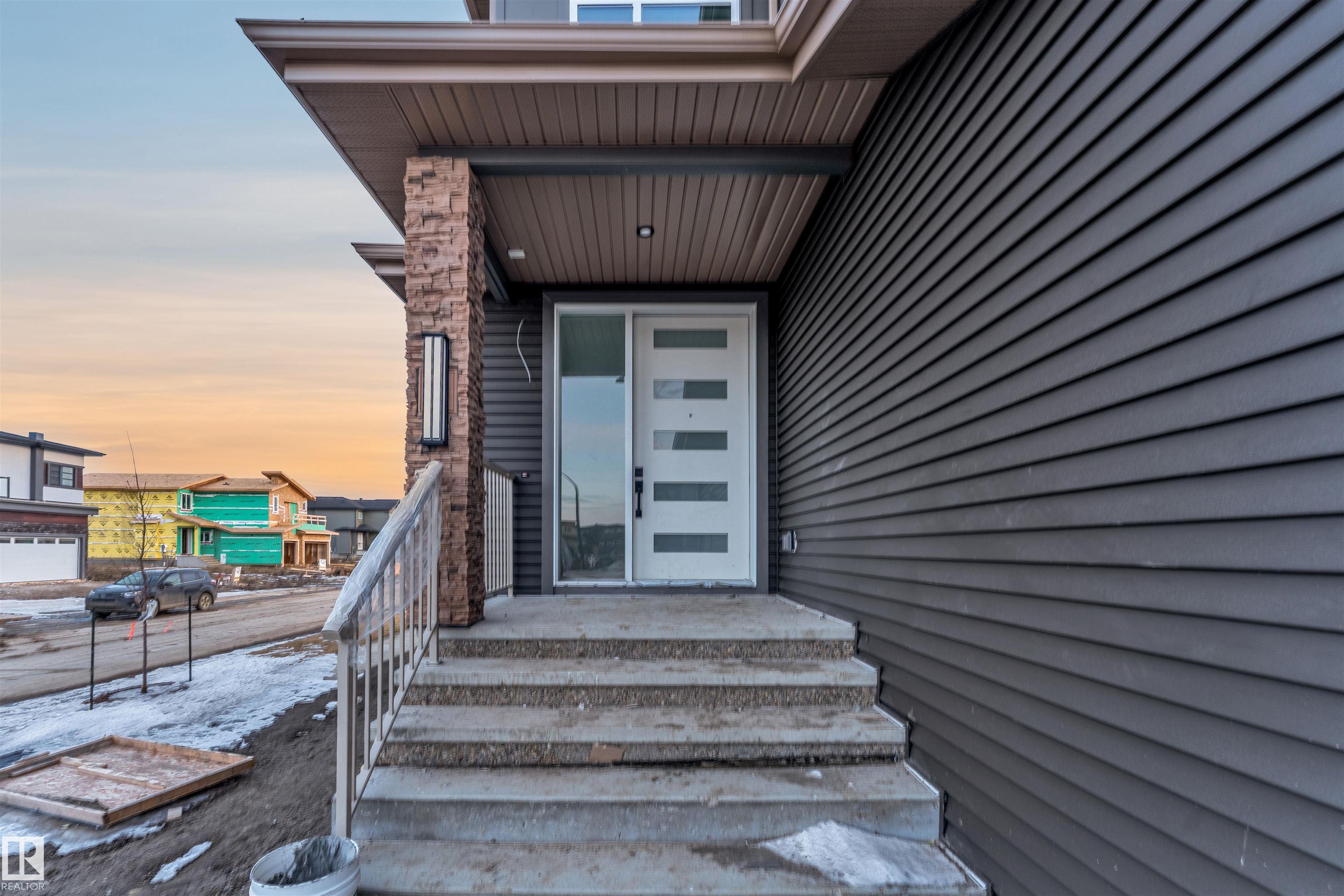 2817 63 AV NE 2