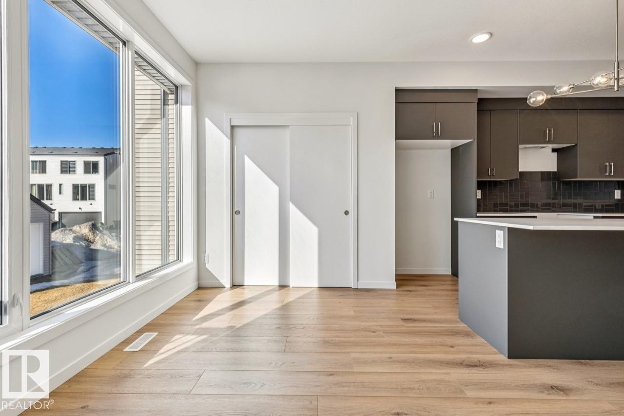 https://zimg.paragon.ice.com/ParagonImages/Property/PM/RAE/225379271/16/0/0/8a6baa62a6a93545d88ee201e769677f/1/c66b186e2dd0204fcab0981d6ca98722/225379271-83432994-87dd-4e29-a1ce-5468a78e7873.JPG