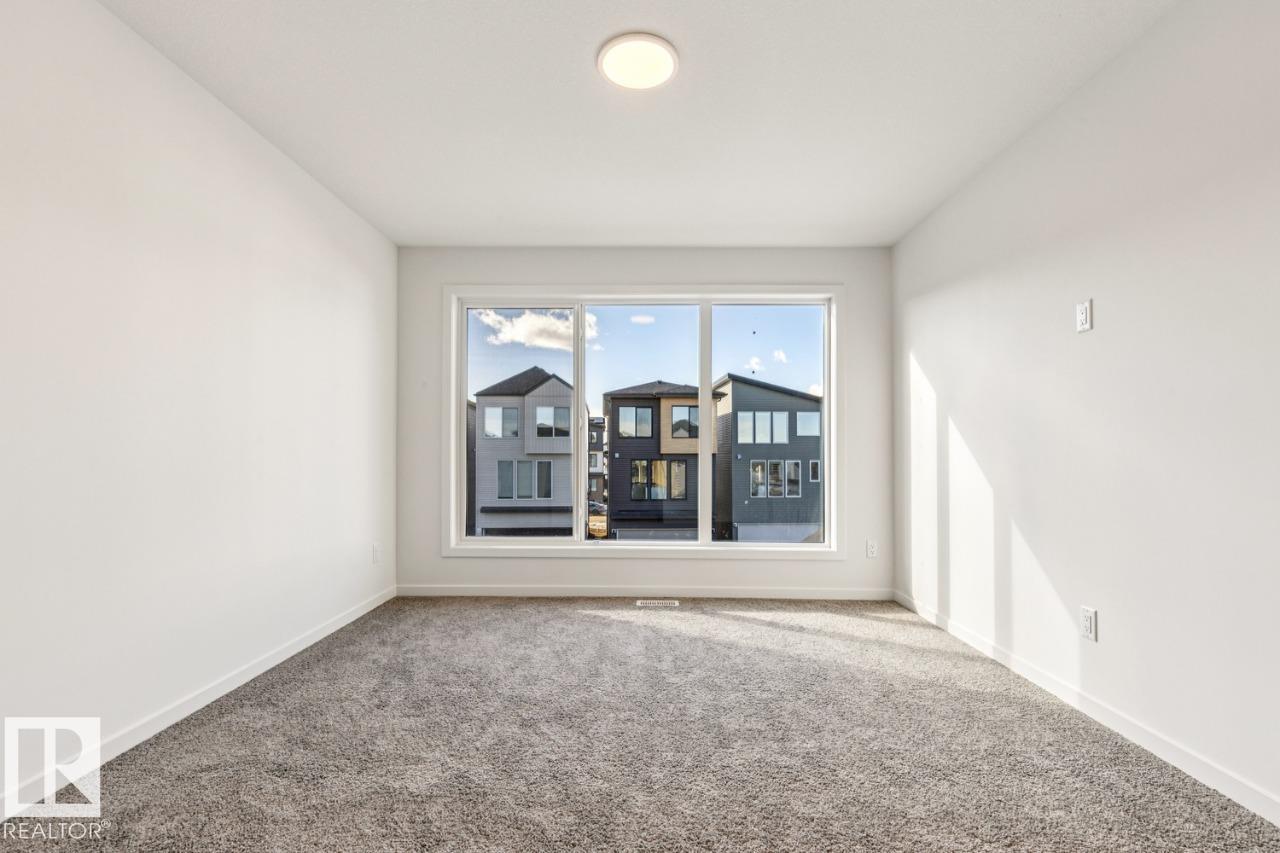 https://zimg.paragon.ice.com/ParagonImages/Property/PM/RAE/225379271/19/0/0/b49fb4cdb166dae9bd3c5dc4813a27d7/1/c66b186e2dd0204fcab0981d6ca98722/225379271-f041b663-9ef8-482c-aa0b-318bffa2dd2c.JPG