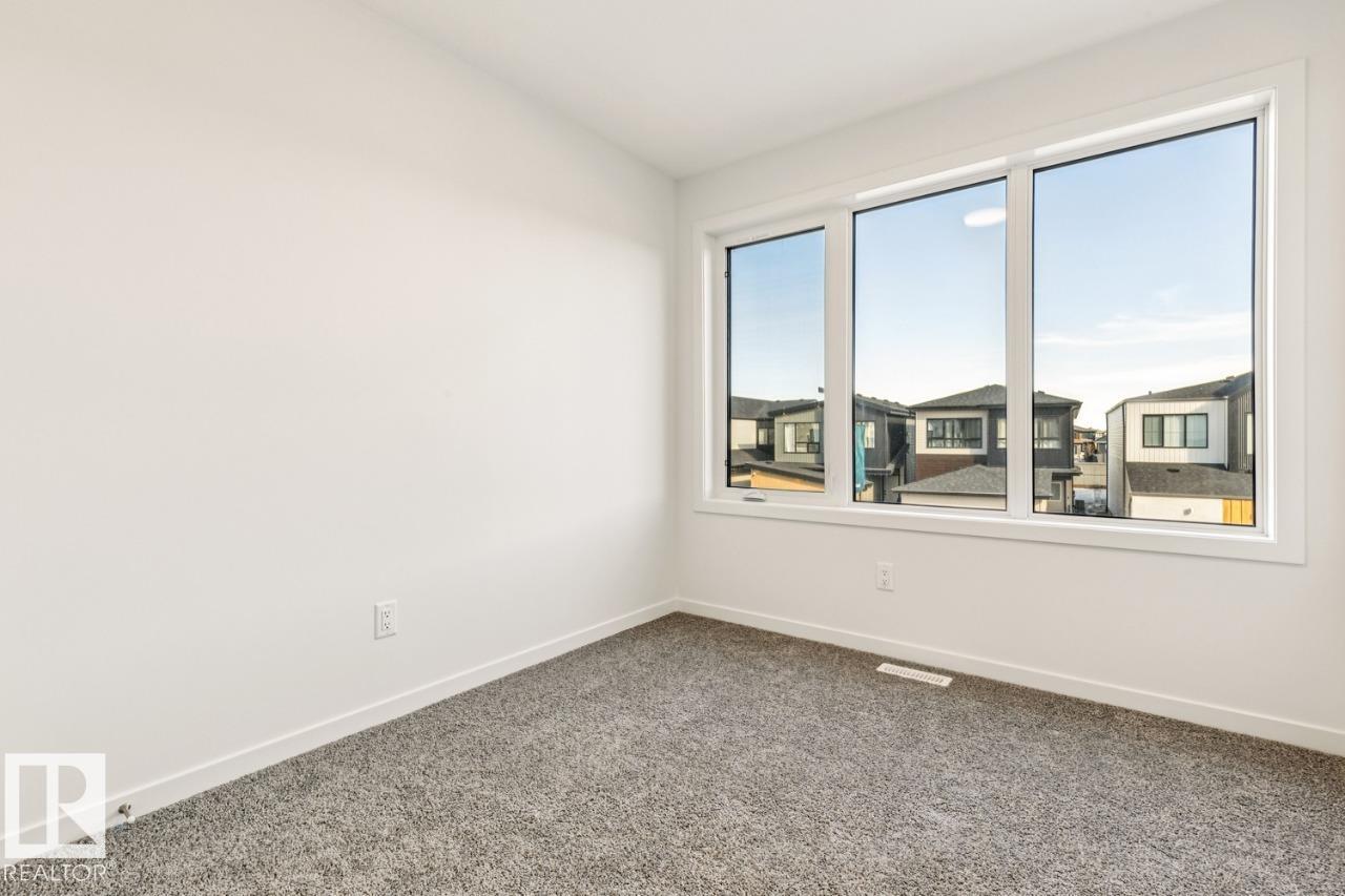 https://zimg.paragon.ice.com/ParagonImages/Property/PM/RAE/225379271/29/0/0/68a0365a3e129310e08f54c55956438c/1/c66b186e2dd0204fcab0981d6ca98722/225379271-93994265-7e6b-4d18-b6b3-55659b286e30.JPG