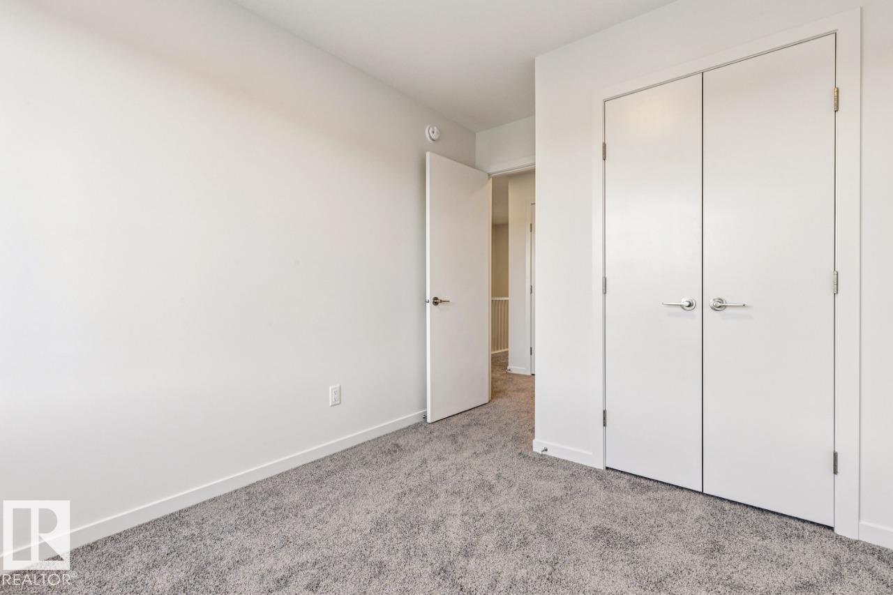 https://zimg.paragon.ice.com/ParagonImages/Property/PM/RAE/225379271/30/0/0/38bcdc6c5a8c319c18e48566c5901f35/1/c66b186e2dd0204fcab0981d6ca98722/225379271-8283103b-c0d8-4e0e-9ae4-7761fa790a62.JPG