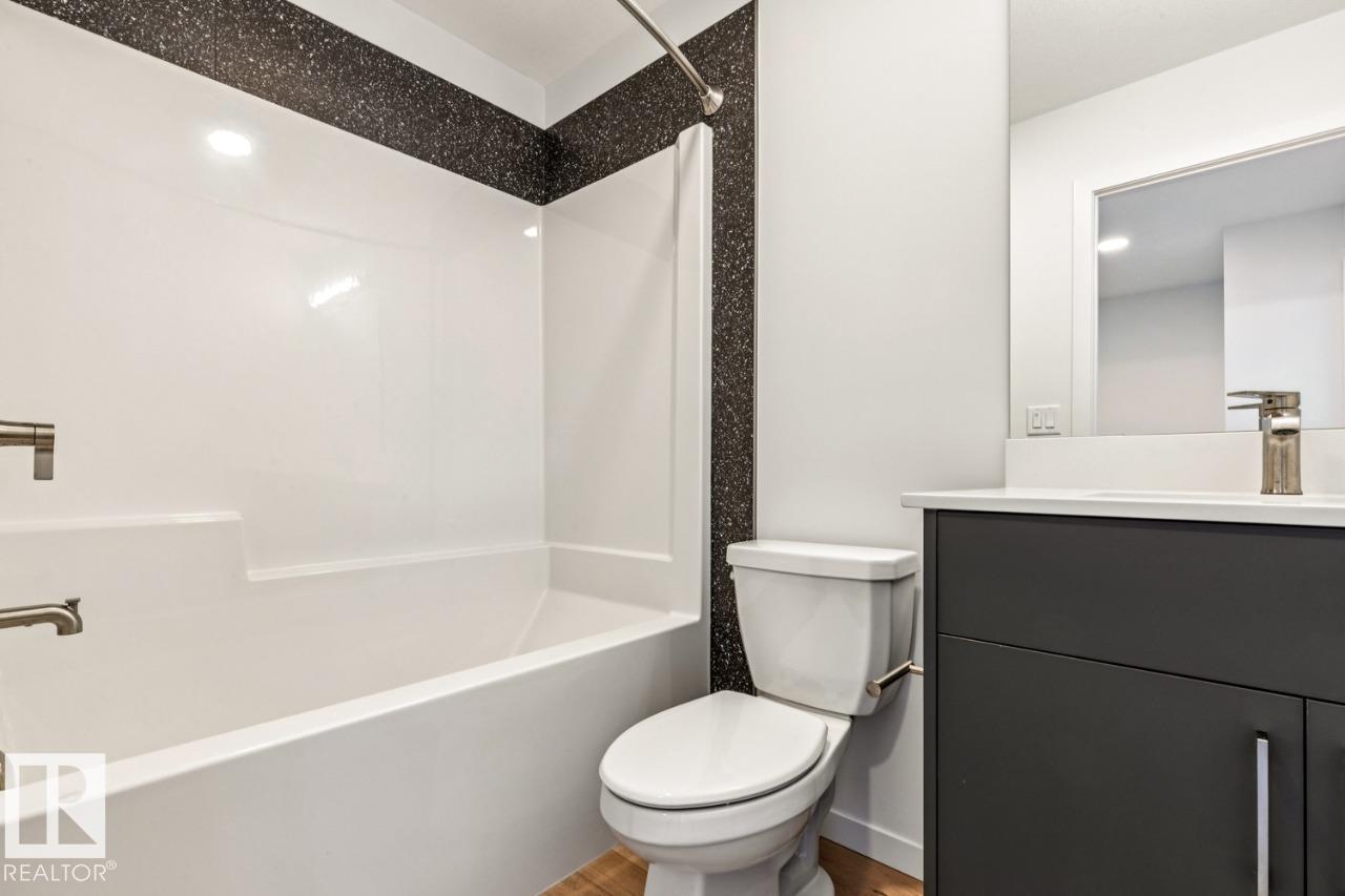 https://zimg.paragon.ice.com/ParagonImages/Property/PM/RAE/225379271/31/0/0/7e34cca9a60444381e300a114fe2a531/1/c66b186e2dd0204fcab0981d6ca98722/225379271-90d9ddc7-6836-4725-a364-9f99a1074ef7.JPG