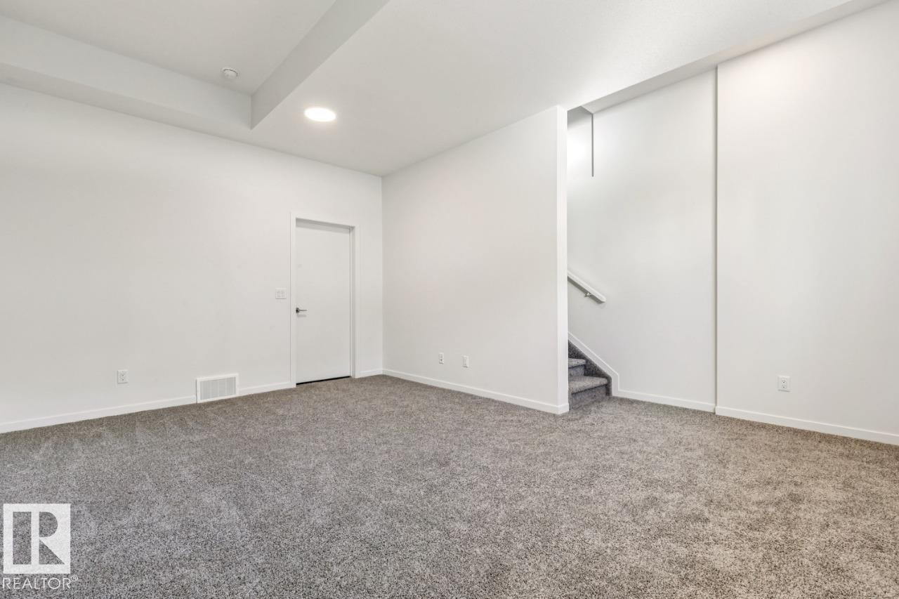 https://zimg.paragon.ice.com/ParagonImages/Property/PM/RAE/225379271/33/0/0/05e62d2a82e3f35373122da6536de27a/1/c66b186e2dd0204fcab0981d6ca98722/225379271-668f9c9b-40ee-499e-aca4-89d5455e58dc.JPG