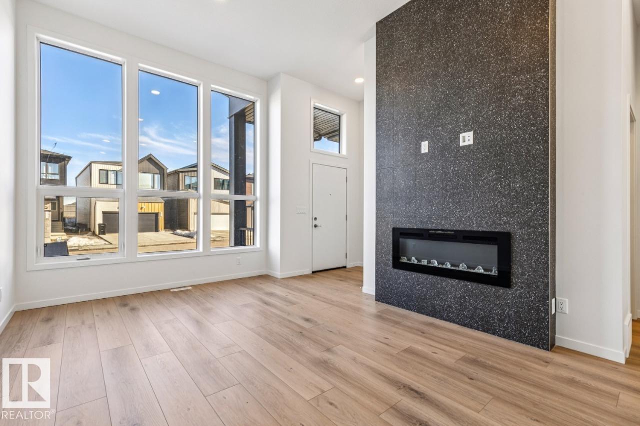 https://zimg.paragon.ice.com/ParagonImages/Property/PM/RAE/225379271/6/0/0/6571acc581220ea721fdf1e924561ecd/1/c66b186e2dd0204fcab0981d6ca98722/225379271-28e02093-4db5-4705-97bf-245d9a328bff.JPG