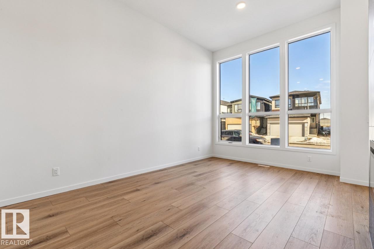 https://zimg.paragon.ice.com/ParagonImages/Property/PM/RAE/225379271/7/0/0/161ea49762a5dc8835d24341ab9f45f9/1/c66b186e2dd0204fcab0981d6ca98722/225379271-62188c6f-6f1a-4e43-a798-7841e8954774.JPG