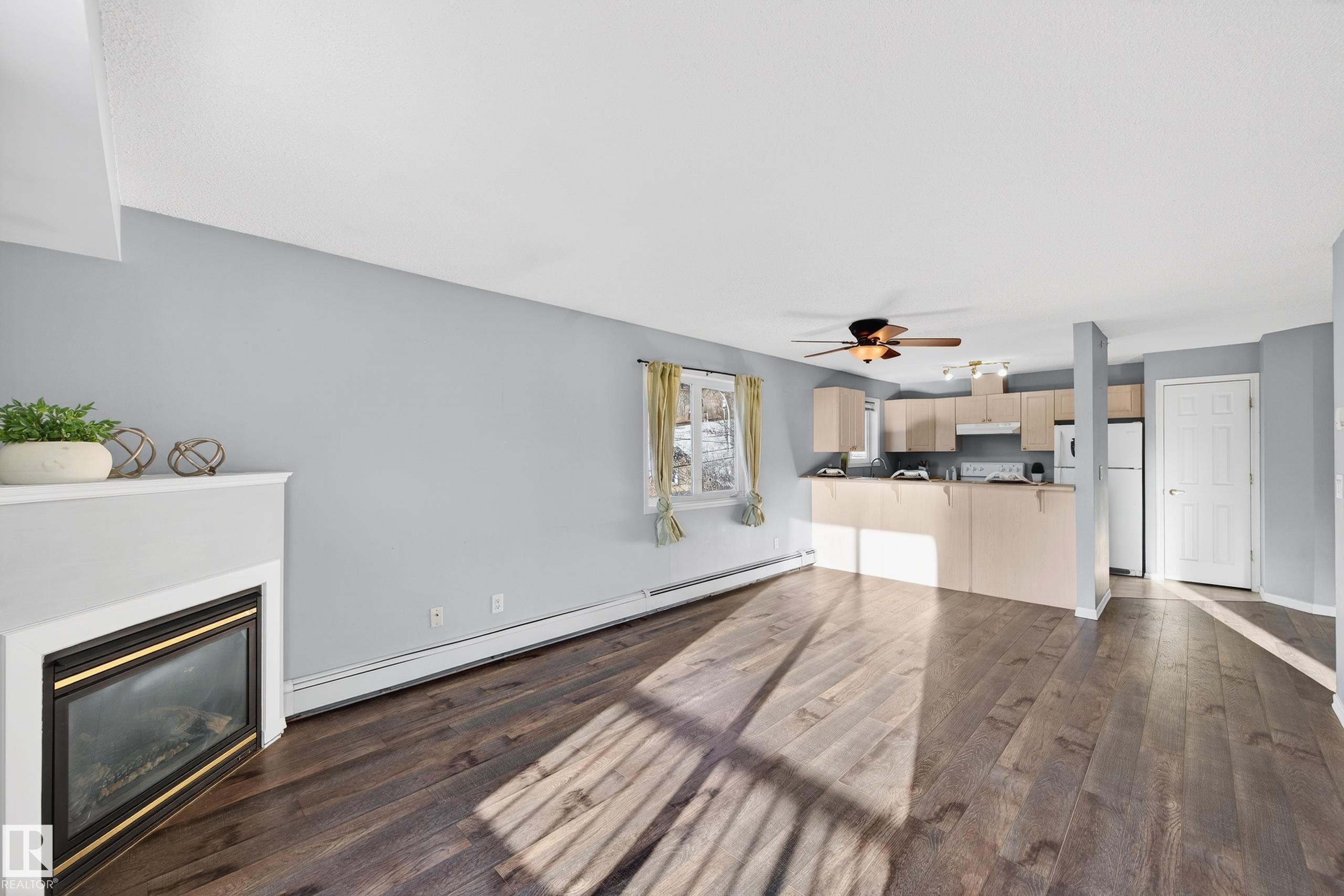 https://zimg.paragon.ice.com/ParagonImages/Property/PM/RAE/225380201/11/0/0/1901506a208de4a1db90ea370c6572b8/1/fca1ad44ee4e0859fb31e16a99353769/225380201-530d38b2-56cc-4bff-97ff-a8c3411739ba.JPG