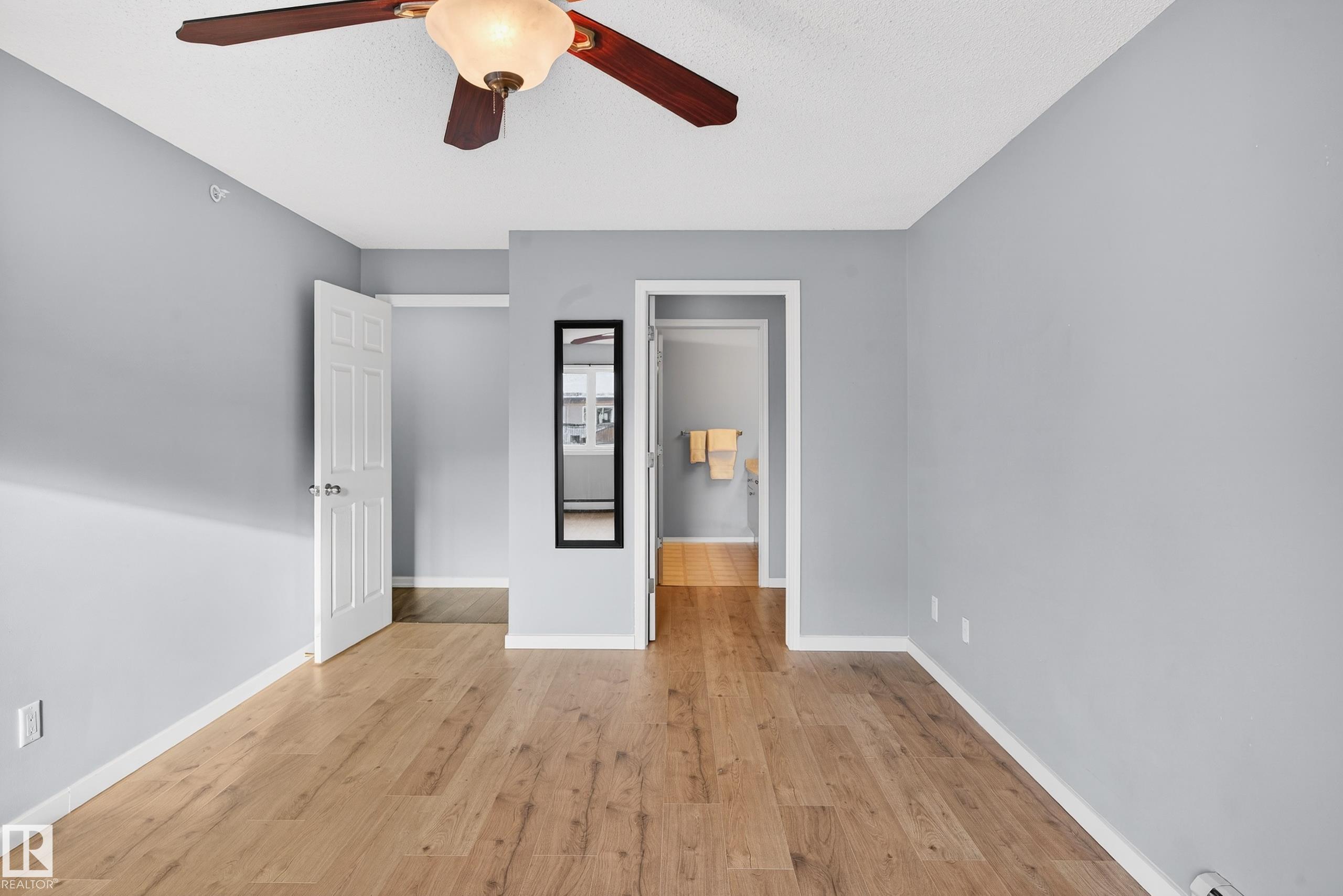 https://zimg.paragon.ice.com/ParagonImages/Property/PM/RAE/225380201/22/0/0/37e902799adc81f5da7edcd4859ba2e4/1/fca1ad44ee4e0859fb31e16a99353769/225380201-9de55f4e-9ad0-4c89-aa88-3990662ace60.JPG