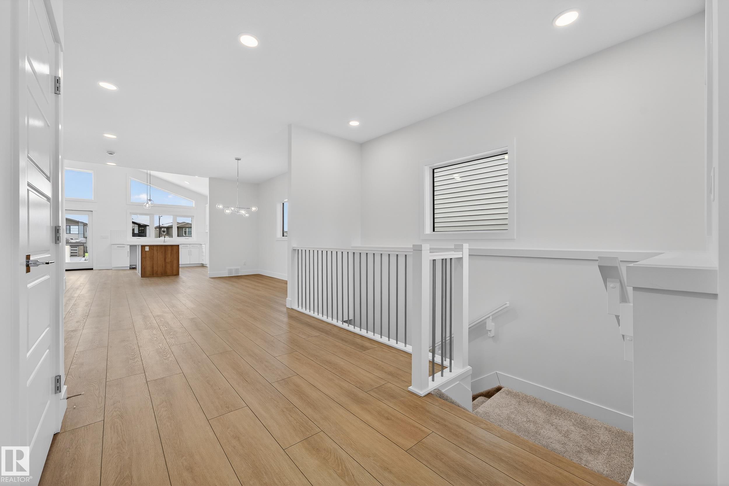 Picture for 7093 KIVIAQ CR SW