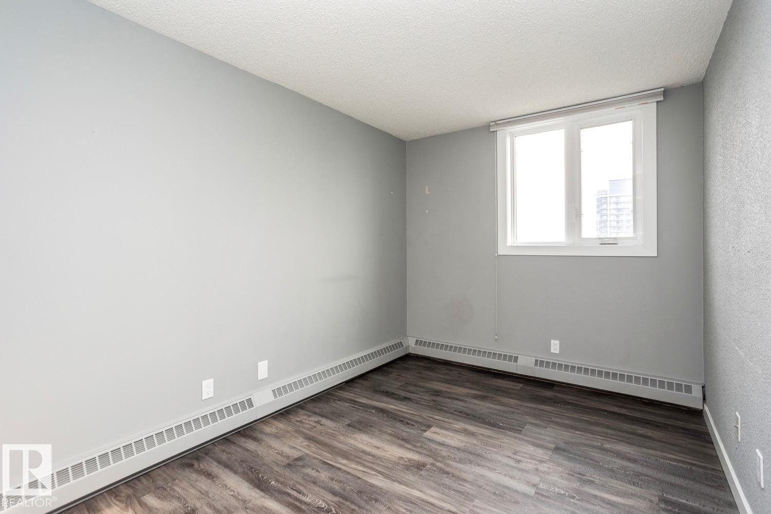 https://zimg.paragon.ice.com/ParagonImages/Property/PM/RAE/225380421/20/0/0/a5ab040c1f452fccc8c87154a00cd686/1/de7e94f2956d01401191257fc87751c5/225380421-d474dd78-c17b-4ec5-a213-3d09f551f933.JPG