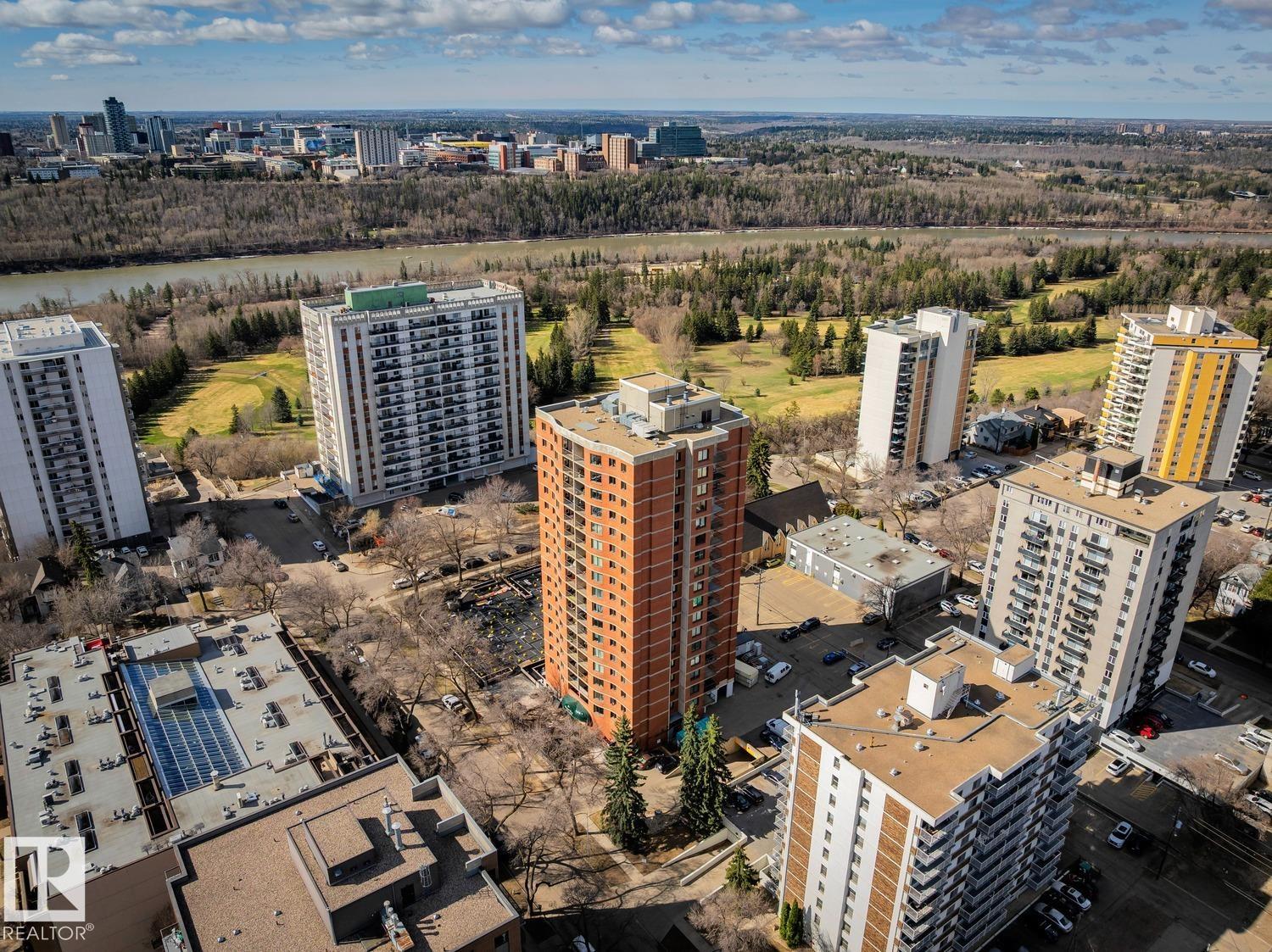 https://zimg.paragon.ice.com/ParagonImages/Property/PM/RAE/225380421/43/0/0/22af4ffc3328c80863a1e383af1e5d67/1/de7e94f2956d01401191257fc87751c5/225380421-439ae868-8889-48f2-9403-305347305779.JPG