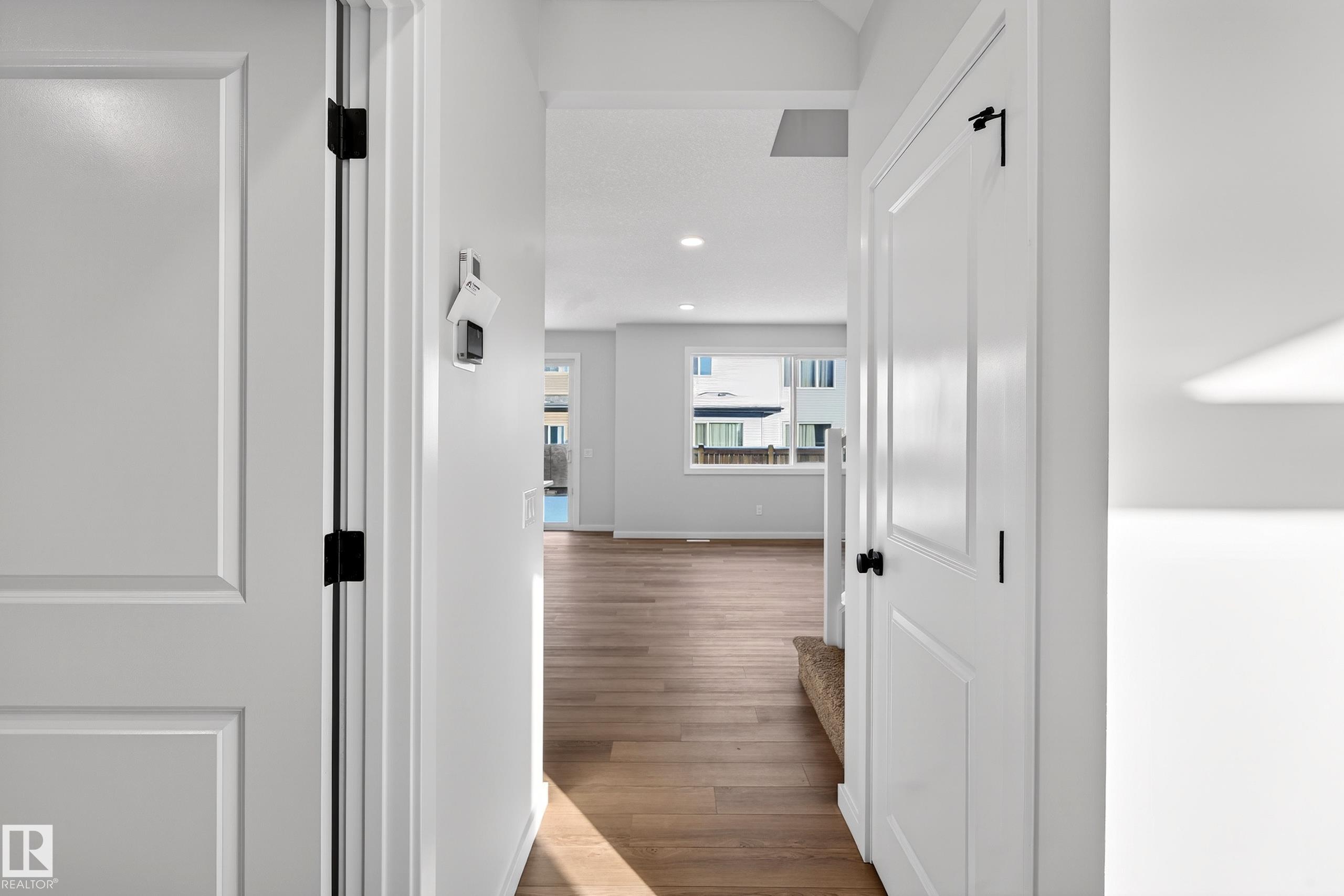https://zimg.paragon.ice.com/ParagonImages/Property/PM/RAE/225380831/17/0/0/2432463378590534cb031db148feda57/1/df60a02058acf35a52ce57cff278f0a9/225380831-43fc2eed-e0ff-4814-81b7-342d366e5345.JPG