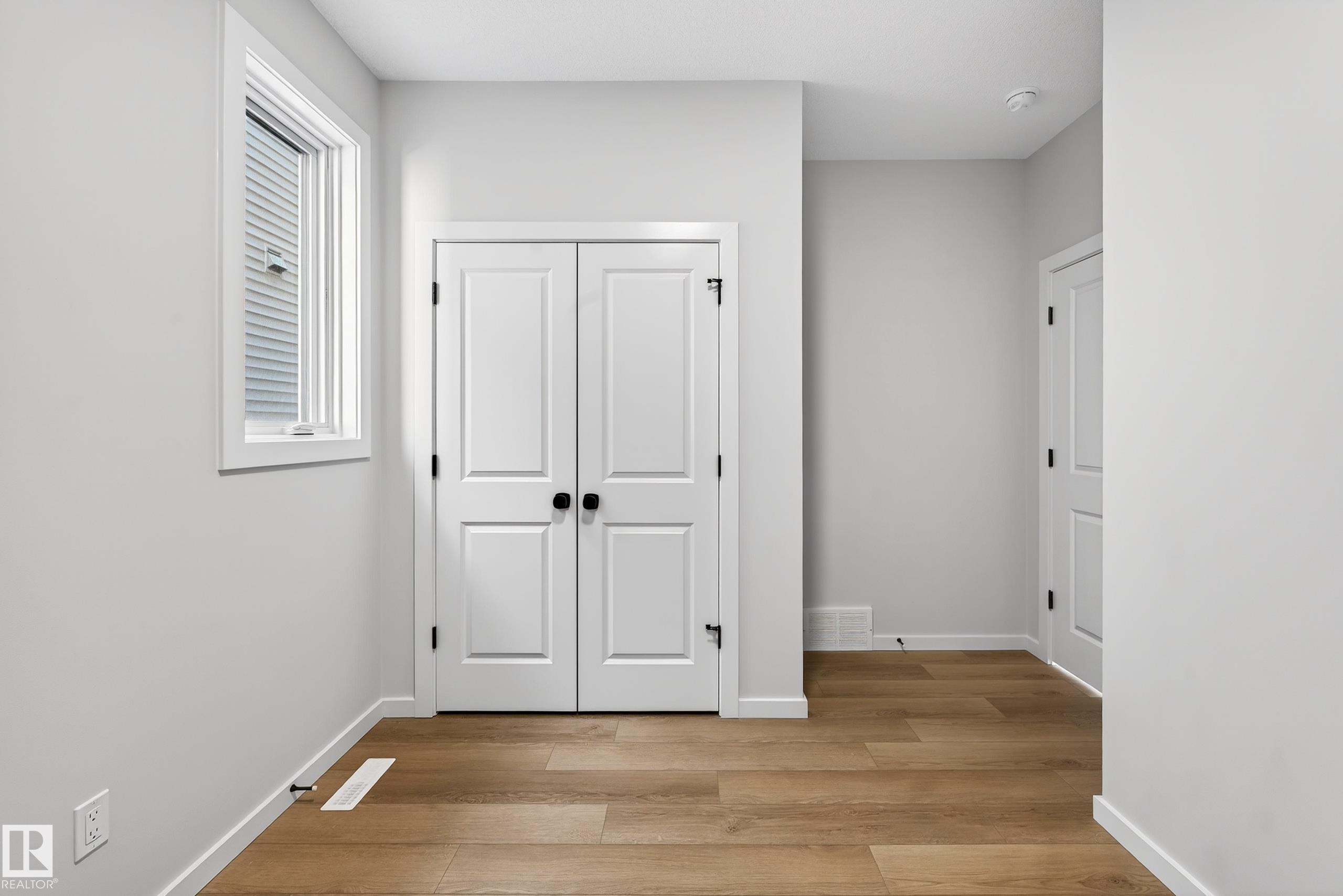 https://zimg.paragon.ice.com/ParagonImages/Property/PM/RAE/225380831/19/0/0/c0181d10cce58fefd770cbdf1e73c77f/1/df60a02058acf35a52ce57cff278f0a9/225380831-1fb5eb39-b840-4372-b1ae-1d5c3653c0f3.JPG