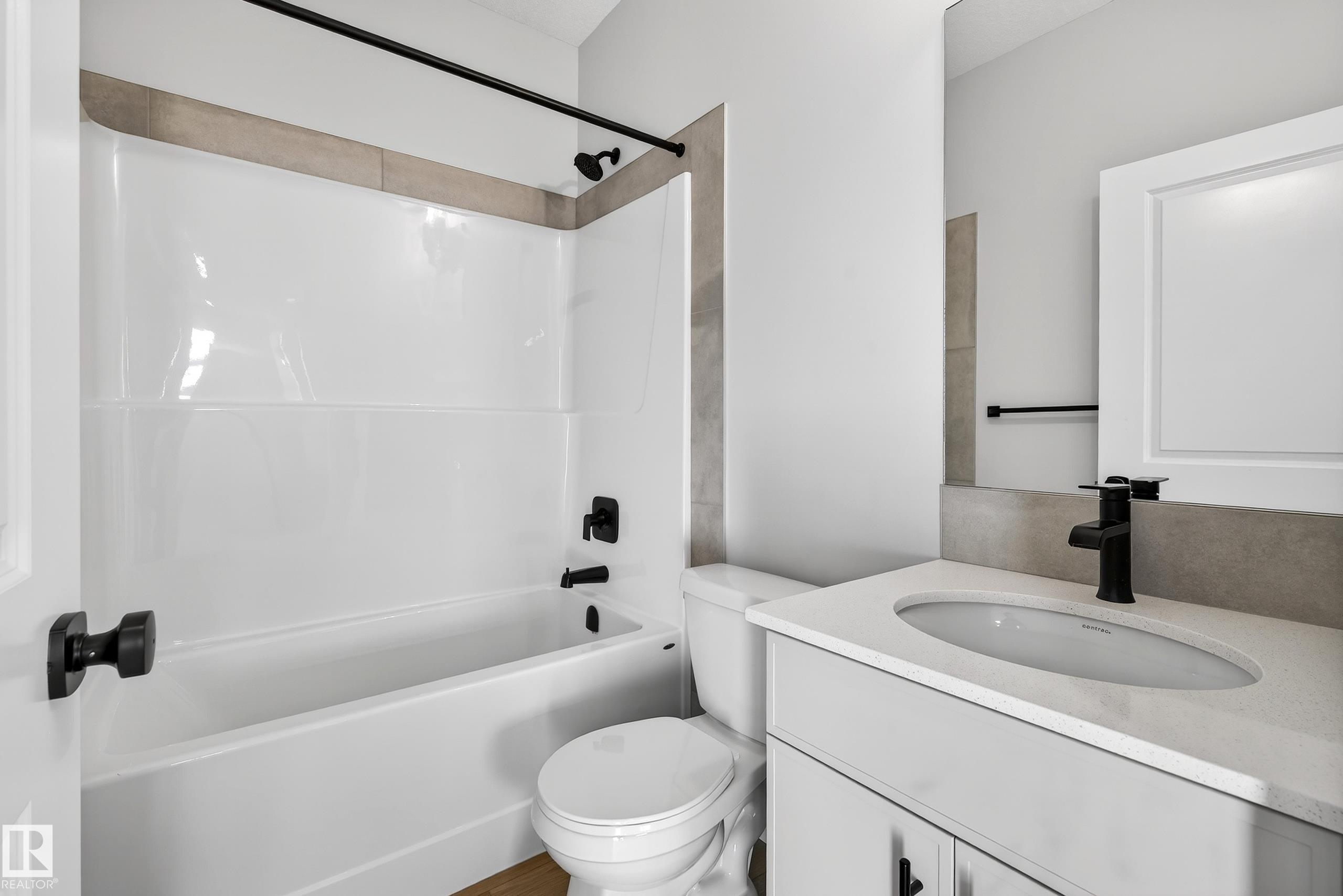 https://zimg.paragon.ice.com/ParagonImages/Property/PM/RAE/225380831/20/0/0/d11f49b0ebcf77fafd8443f4b7c2993a/1/df60a02058acf35a52ce57cff278f0a9/225380831-489911ed-e5aa-4339-a3d6-14bad94dd391.JPG