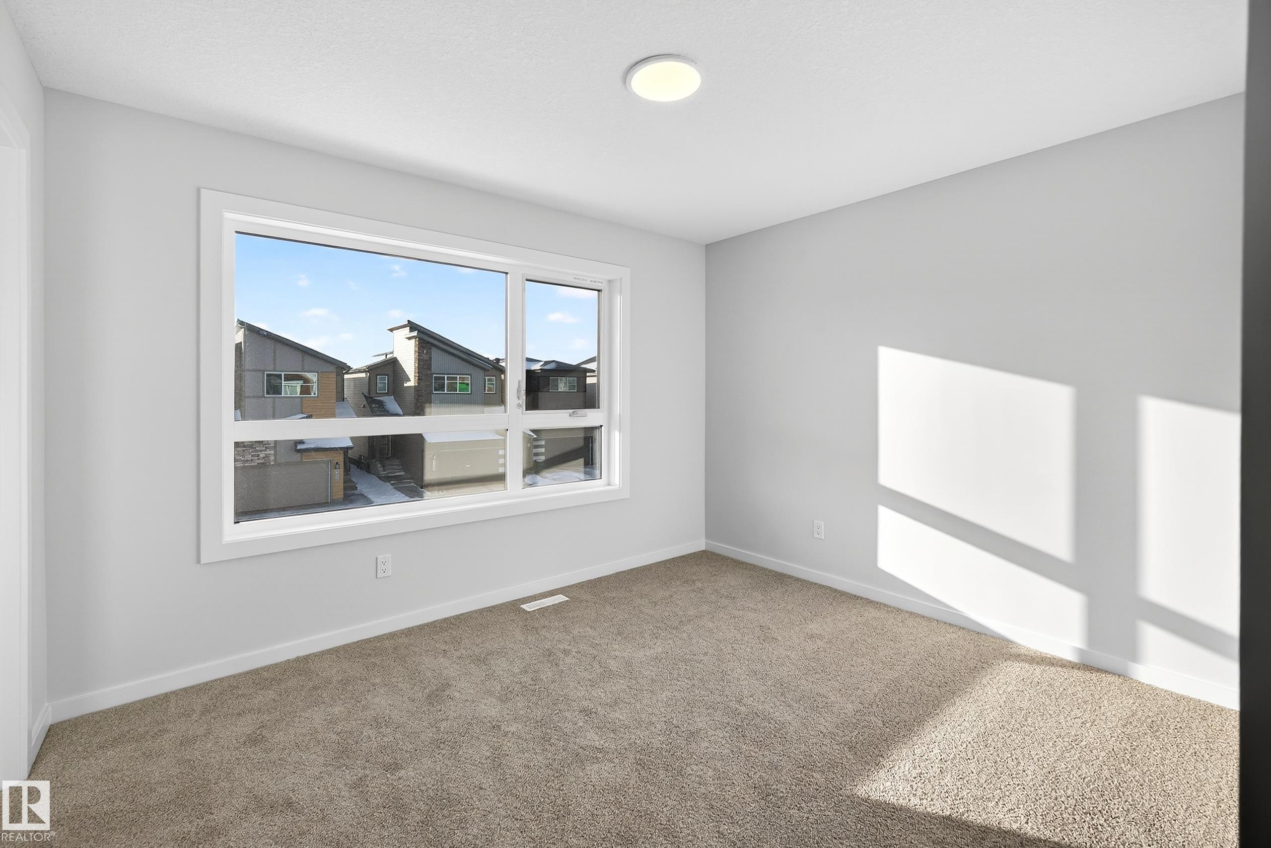 https://zimg.paragon.ice.com/ParagonImages/Property/PM/RAE/225380831/30/0/0/0d36302b0045e3abfb54346454cfe345/1/df60a02058acf35a52ce57cff278f0a9/225380831-3d25a8b0-36fb-4a49-9e9b-1d4aae25628b.JPG
