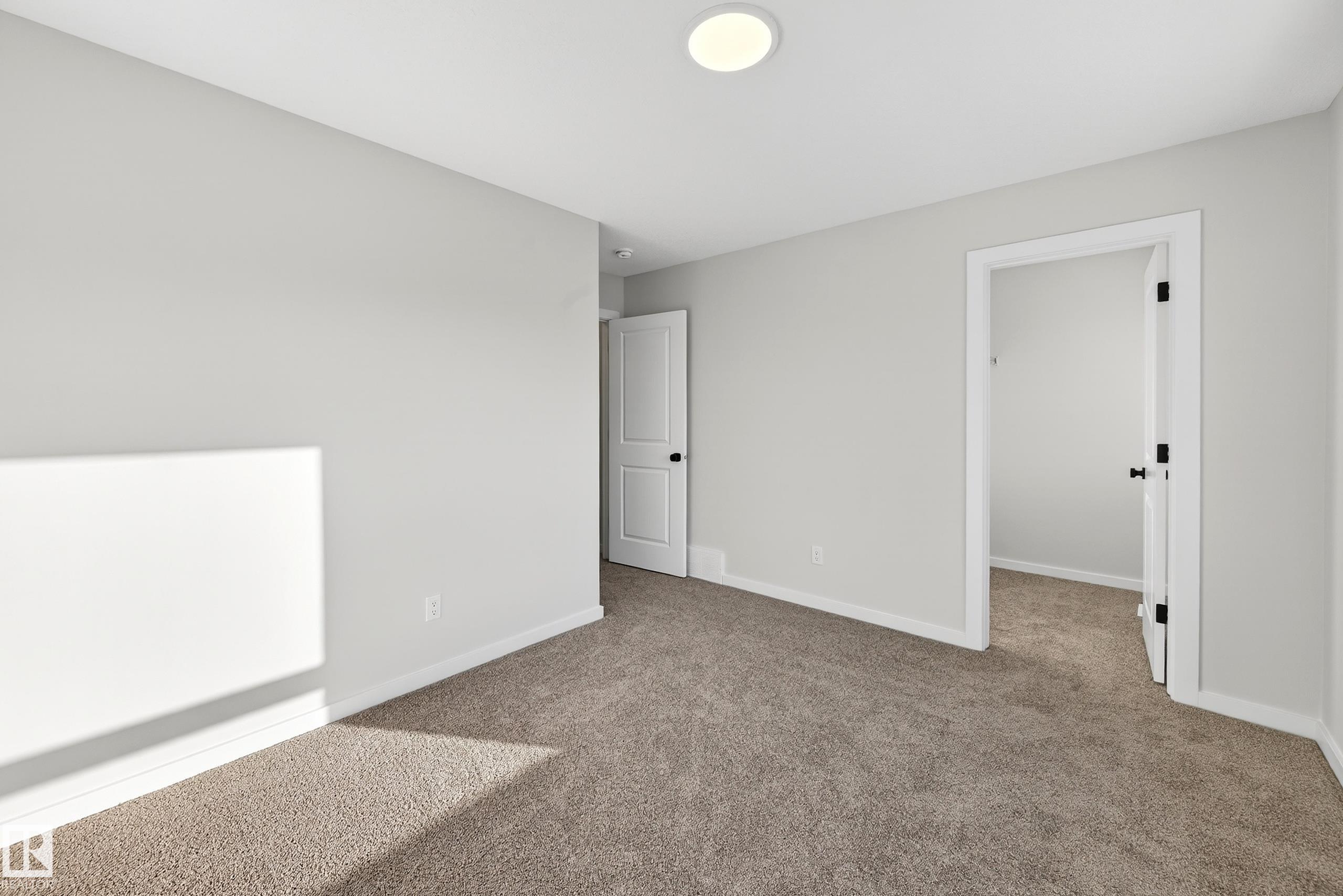 https://zimg.paragon.ice.com/ParagonImages/Property/PM/RAE/225380831/31/0/0/34f4528368fc7402a2404fdfb2b909c6/1/df60a02058acf35a52ce57cff278f0a9/225380831-644f8e08-e328-43b0-9868-4d7c9e9d9c5c.JPG