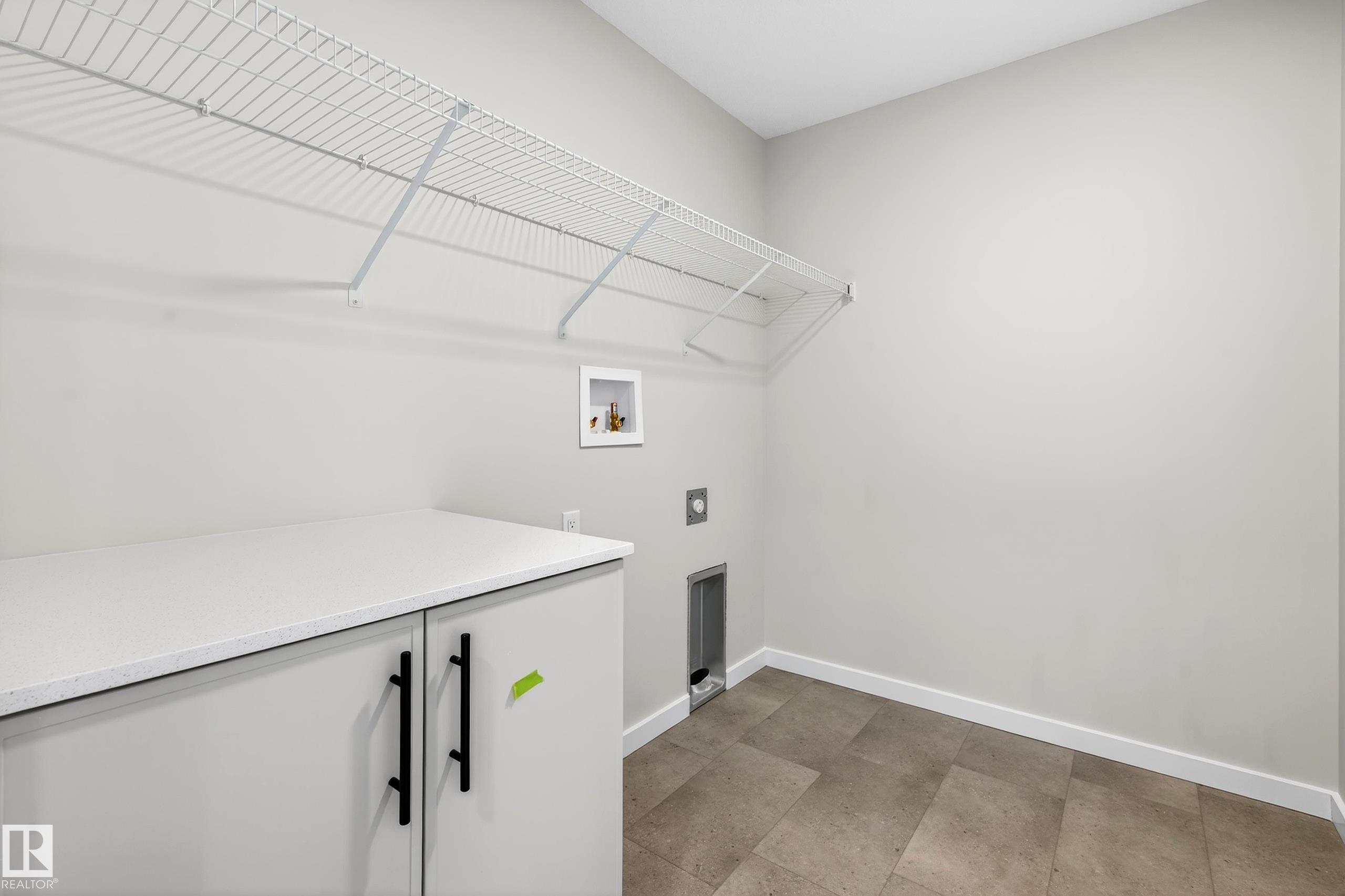 https://zimg.paragon.ice.com/ParagonImages/Property/PM/RAE/225380831/36/0/0/815577ca041d4c57f2905ab29d5c78a1/1/df60a02058acf35a52ce57cff278f0a9/225380831-d49e7585-f34c-4fdc-9a9e-69e86b171668.JPG