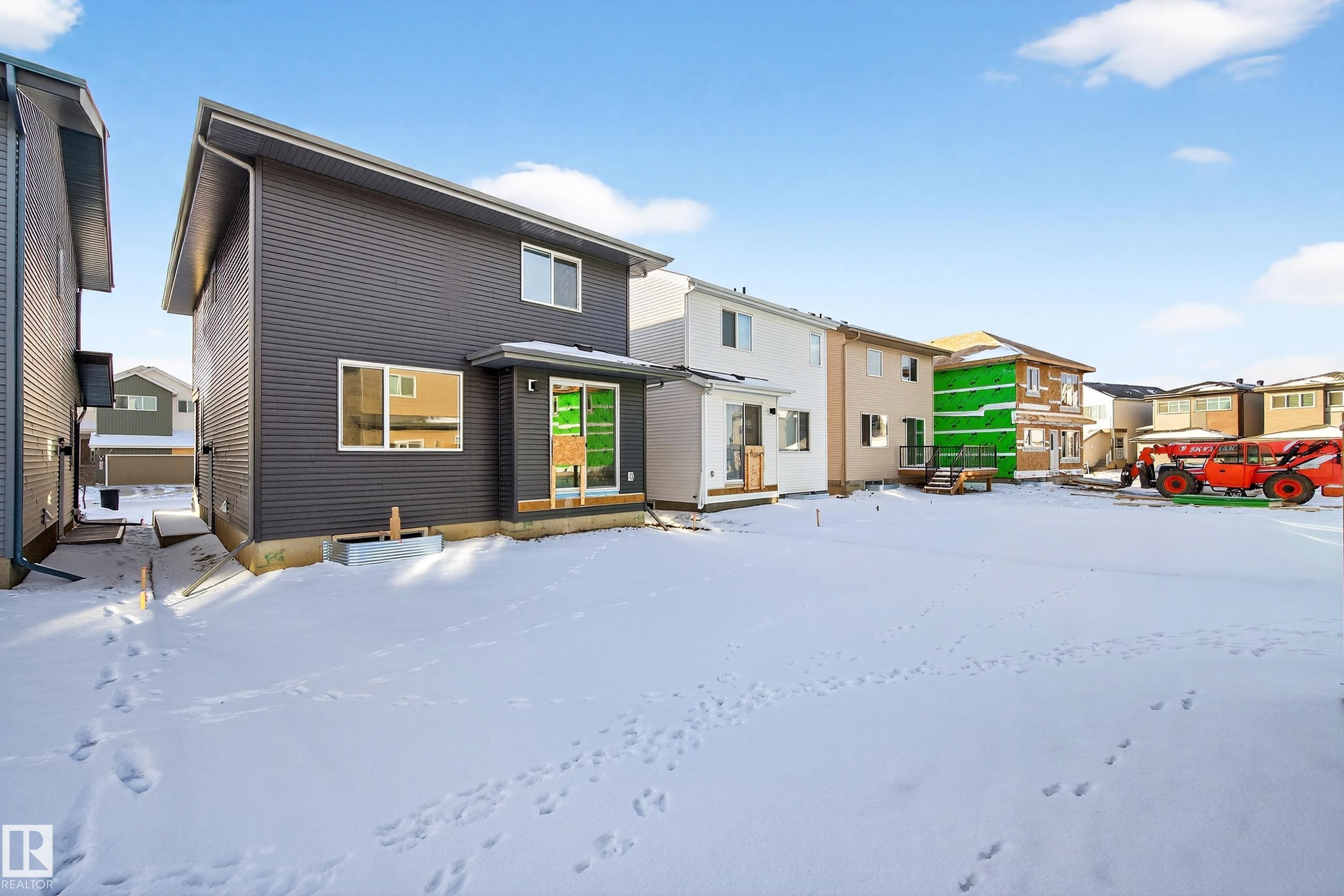 https://zimg.paragon.ice.com/ParagonImages/Property/PM/RAE/225380831/45/0/0/a9322d7278168e53e9f35b04b4d3ec22/1/df60a02058acf35a52ce57cff278f0a9/225380831-e40177e9-4cd5-45e7-8a9f-94bc7e774043.JPG