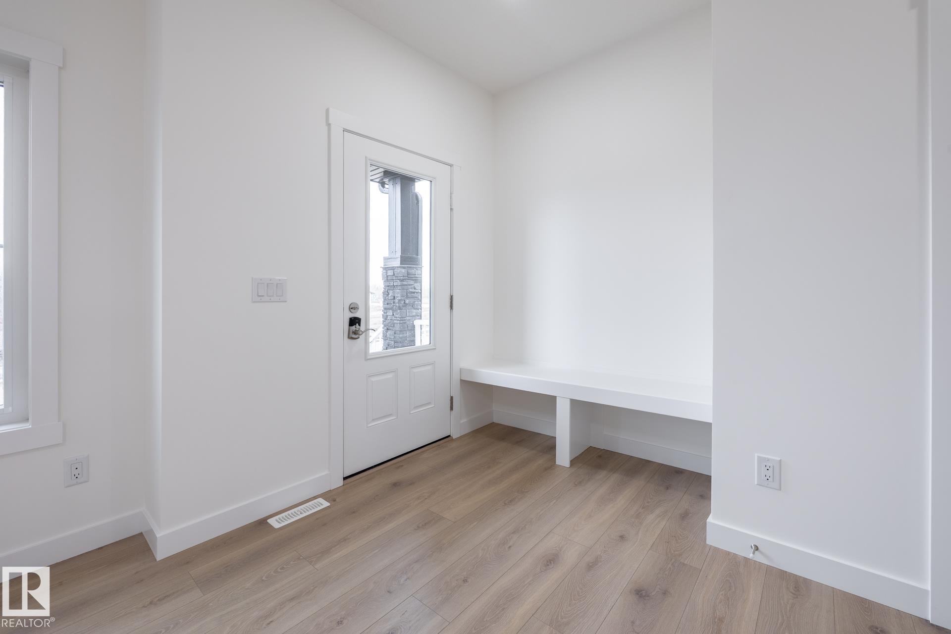 Picture for 235 157 AV NE