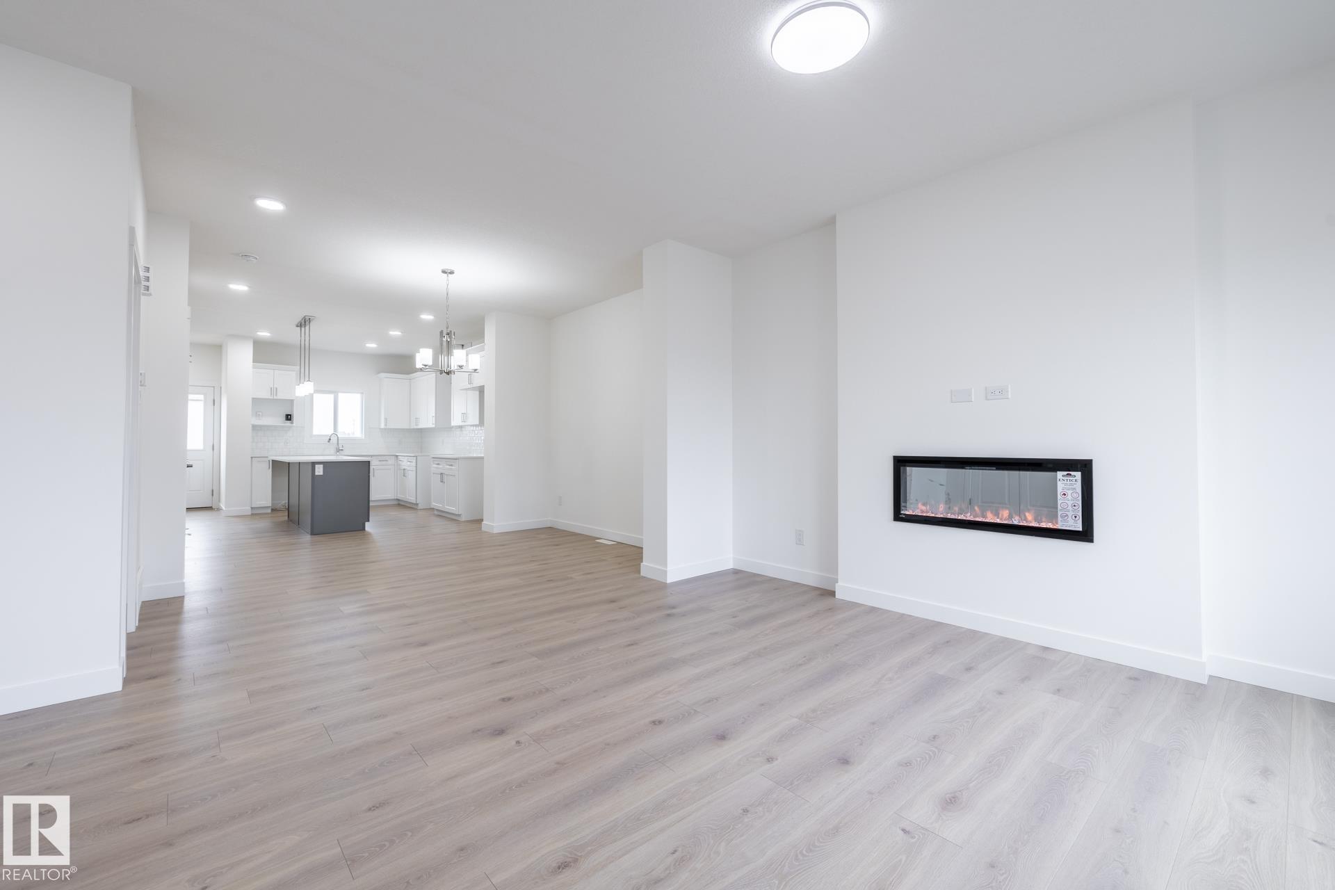 Picture for 235 157 AV NE