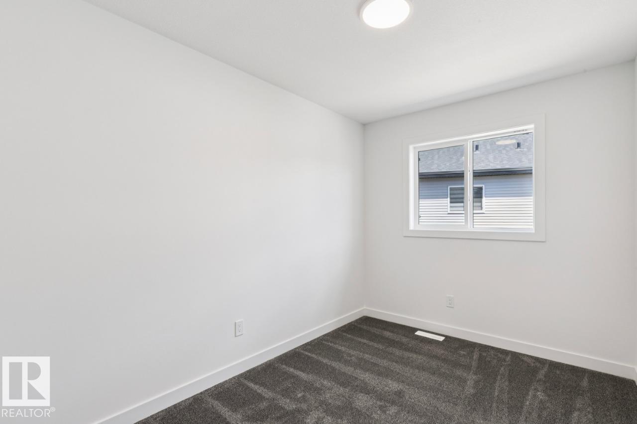 https://zimg.paragon.ice.com/ParagonImages/Property/PM/RAE/225380921/15/0/0/1be050e050636a7637bc6528a5852e5c/1/659f0c152057e0b6154cc591ed1c2f85/225380921-25aeae28-aa7f-4534-88dd-387f9321d089.JPG