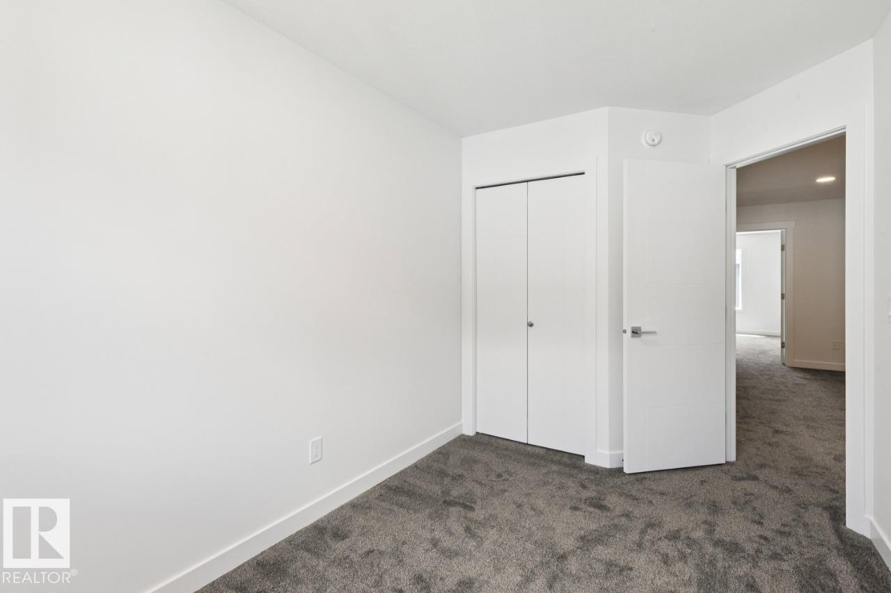 https://zimg.paragon.ice.com/ParagonImages/Property/PM/RAE/225380921/18/0/0/18b380ef3fcc3826284832f78366a13c/1/659f0c152057e0b6154cc591ed1c2f85/225380921-8862381d-545d-4d29-ade6-dc7379aa6184.JPG