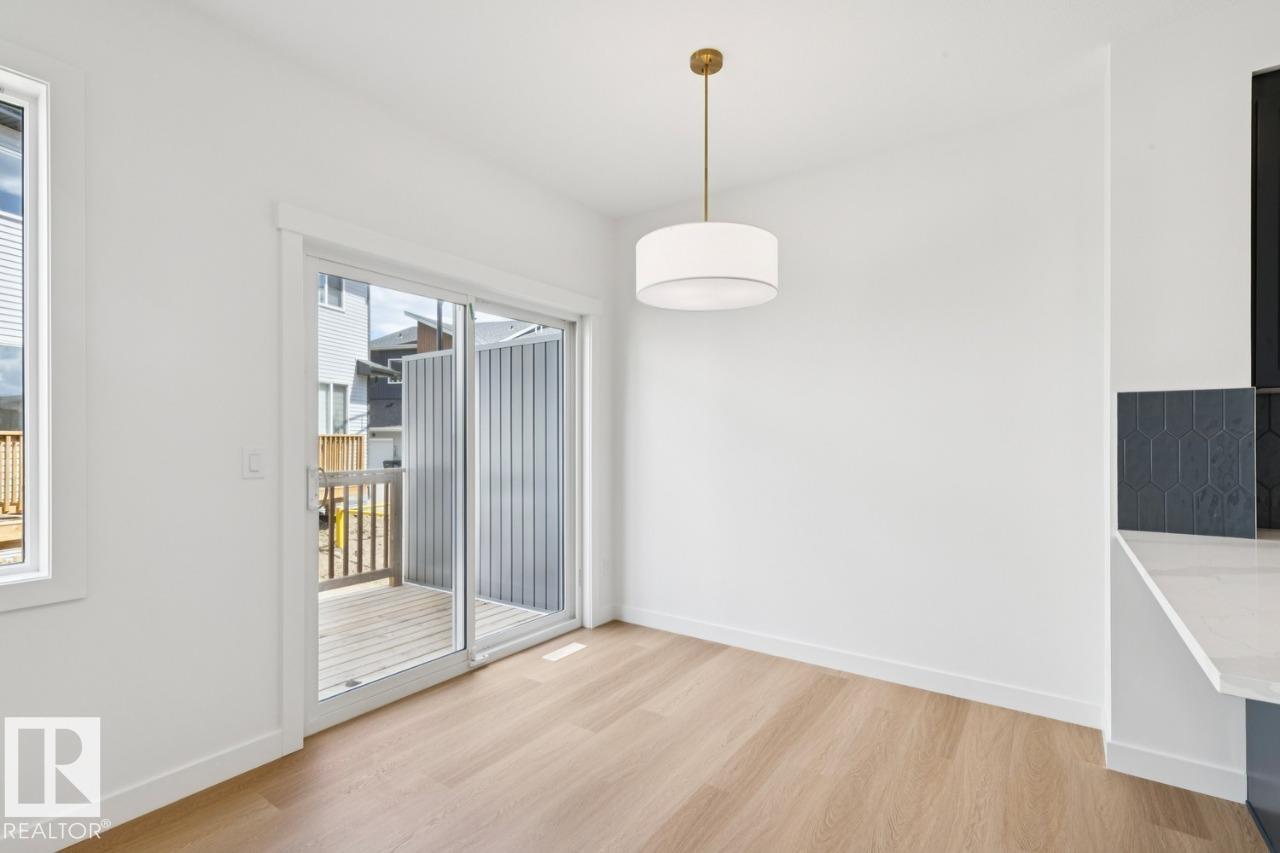 https://zimg.paragon.ice.com/ParagonImages/Property/PM/RAE/225380921/6/0/0/ab6c31001a1405c76cfa2ae128fb17a7/1/659f0c152057e0b6154cc591ed1c2f85/225380921-27d9ef07-f62d-4937-ac5f-4f90d599f1b5.JPG