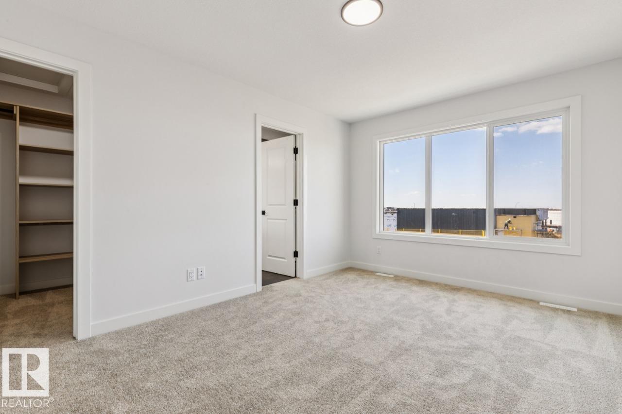 https://zimg.paragon.ice.com/ParagonImages/Property/PM/RAE/225381055/19/0/0/41f9fe540d7a0d3bea62bd6dcf703f0b/1/1039224c2a8b0225e792bba3dce0ce90/225381055-8cd42b11-8be5-40a1-8784-a1b3adecf826.JPG