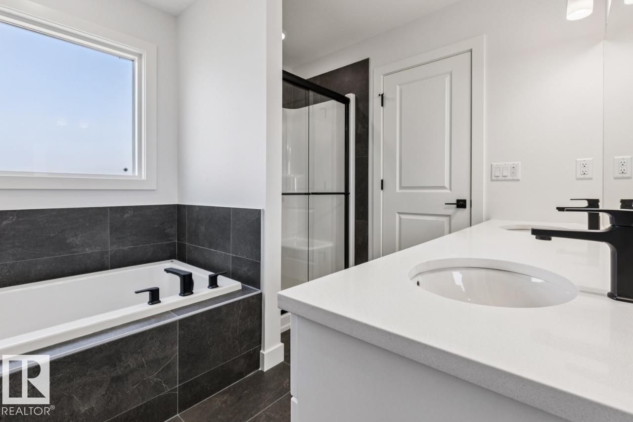 https://zimg.paragon.ice.com/ParagonImages/Property/PM/RAE/225381055/22/0/0/71c026a1f8d81cd0c5fe190bb9984c49/1/1039224c2a8b0225e792bba3dce0ce90/225381055-f71a9c1b-53fe-4c5d-b551-cd0a703ce088.JPG