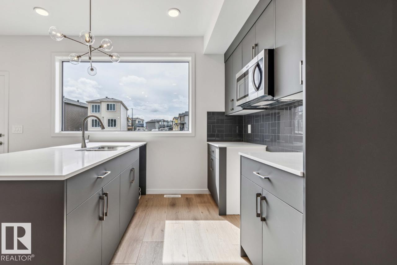 https://zimg.paragon.ice.com/ParagonImages/Property/PM/RAE/225381192/11/0/0/3930e7e8a1b0bbc9ad0b7849653e0268/1/0d0553db764000fedcf6504cb98b8d3a/225381192-64a1fa70-2fe3-4fc4-a9d5-227697a7c9f6.JPG