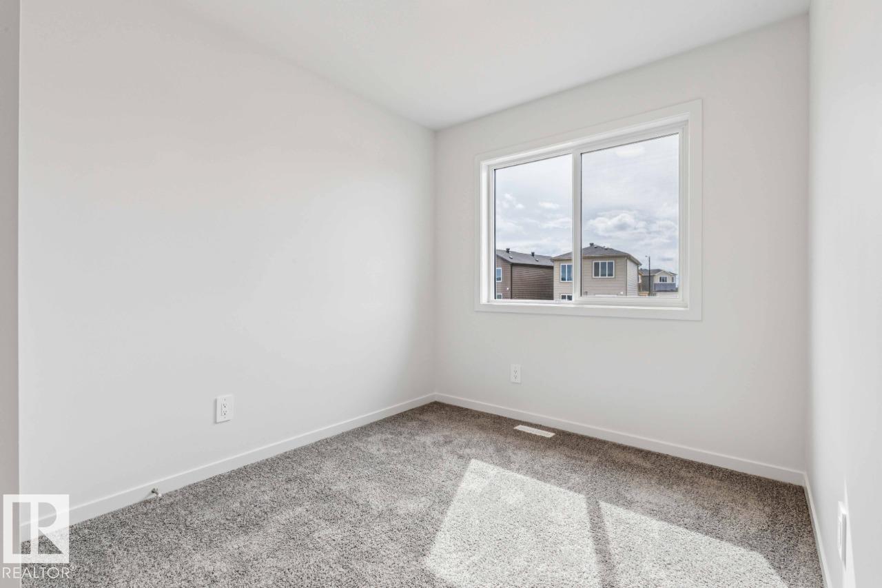 https://zimg.paragon.ice.com/ParagonImages/Property/PM/RAE/225381192/18/0/0/03c7bff13ac49e998ce92b761c83e1c2/1/0d0553db764000fedcf6504cb98b8d3a/225381192-bb53e4f4-8c32-430d-9aae-a8df3227b1ba.JPG