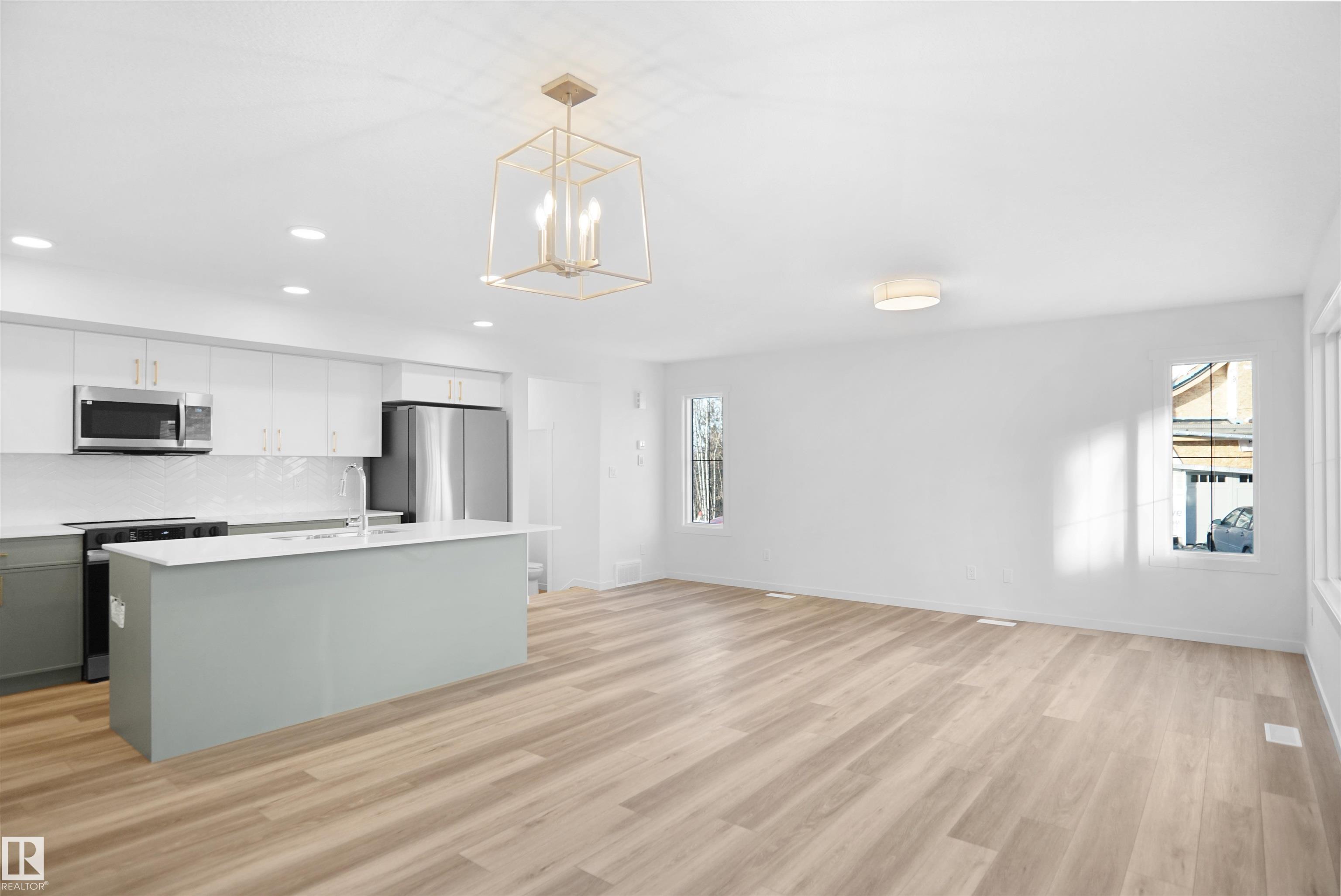 Picture for #58 19904 31 AV NW