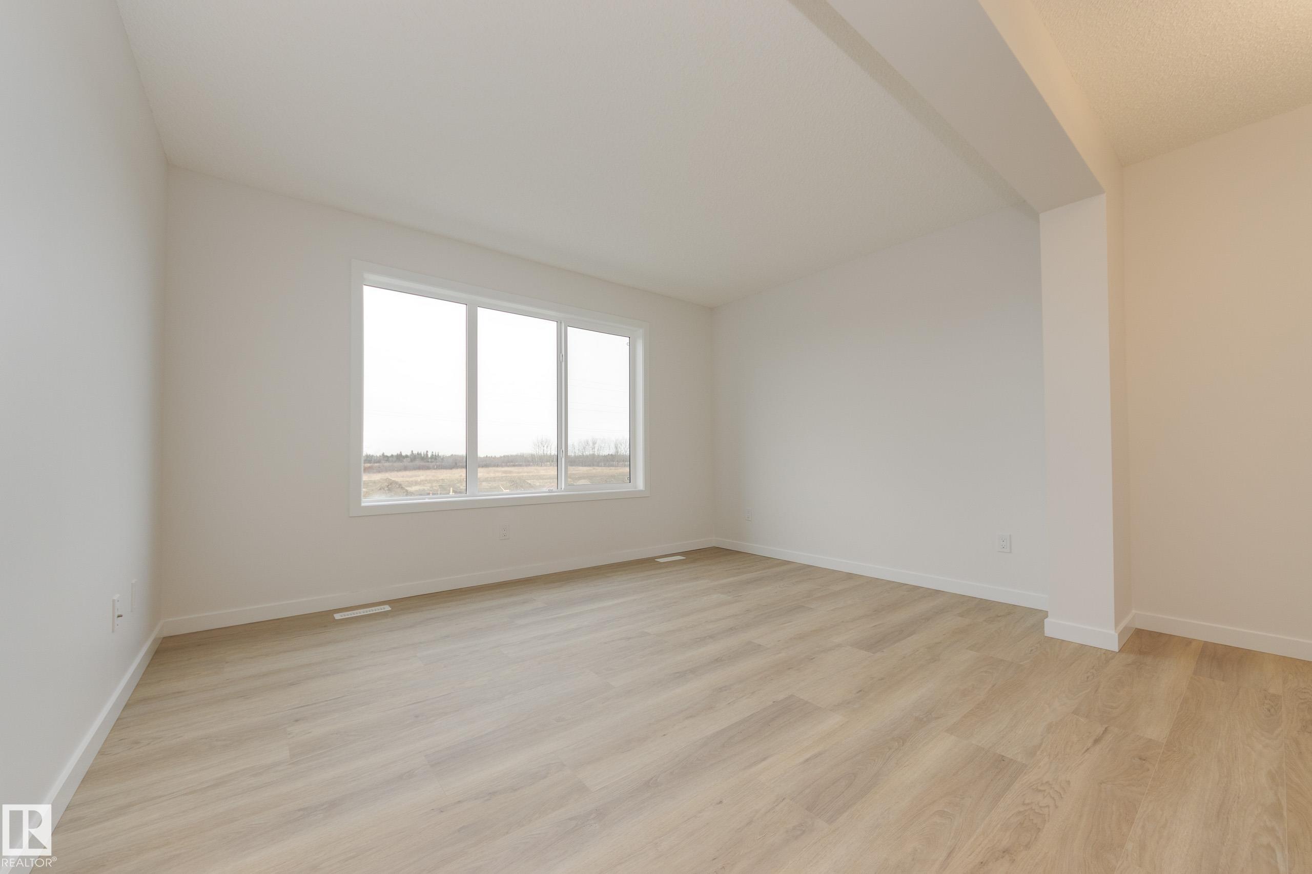 Picture for 17233 4 ST NW