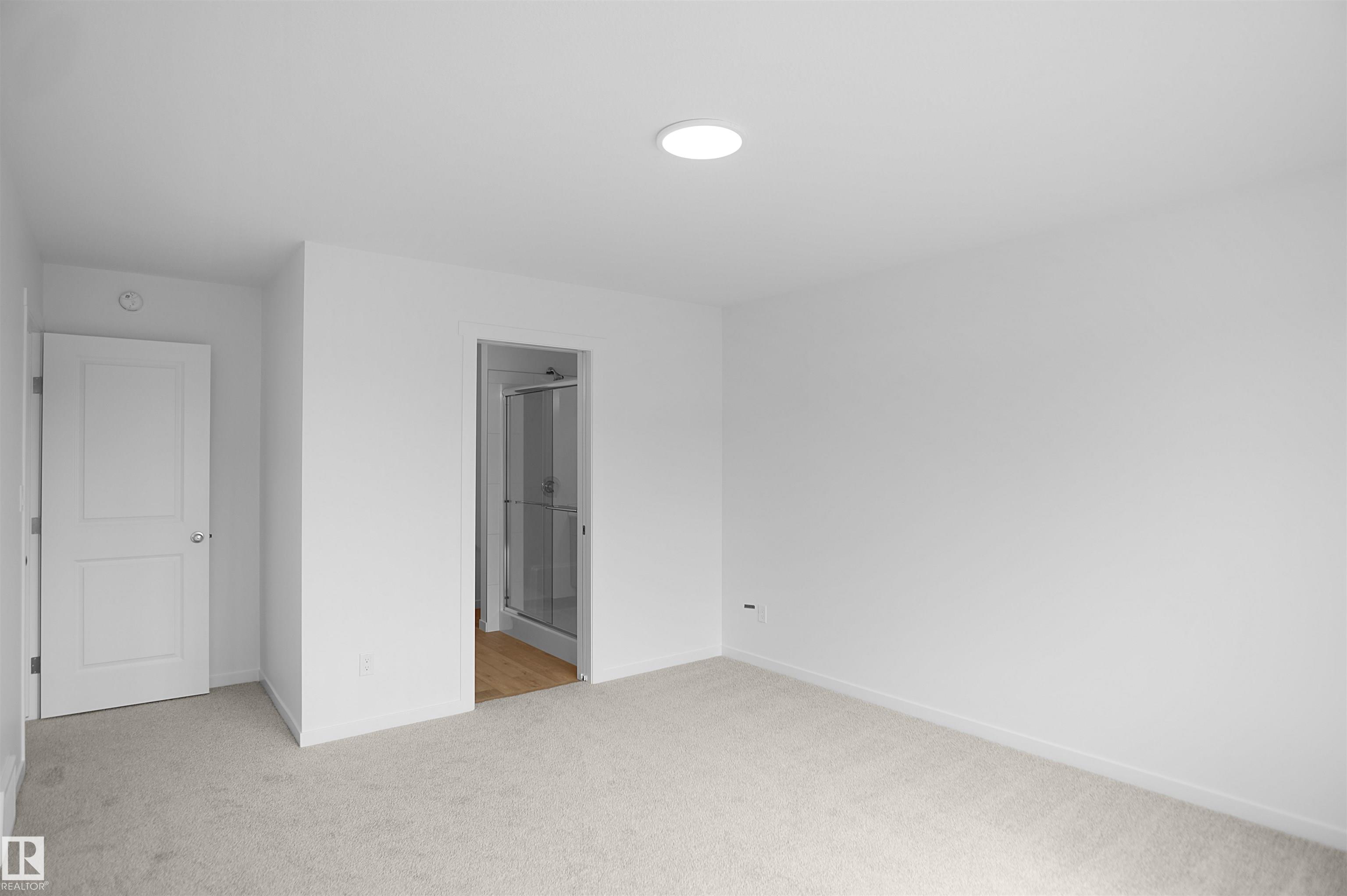 https://zimg.paragon.ice.com/ParagonImages/Property/PM/RAE/225381603/18/0/0/0e01ace3fe849538fd2b0ce49ca19247/1/400f2de54848ce4de417cf9457677b48/225381603-373ebef2-ca9c-47c0-bebf-42b92be22918.JPG
