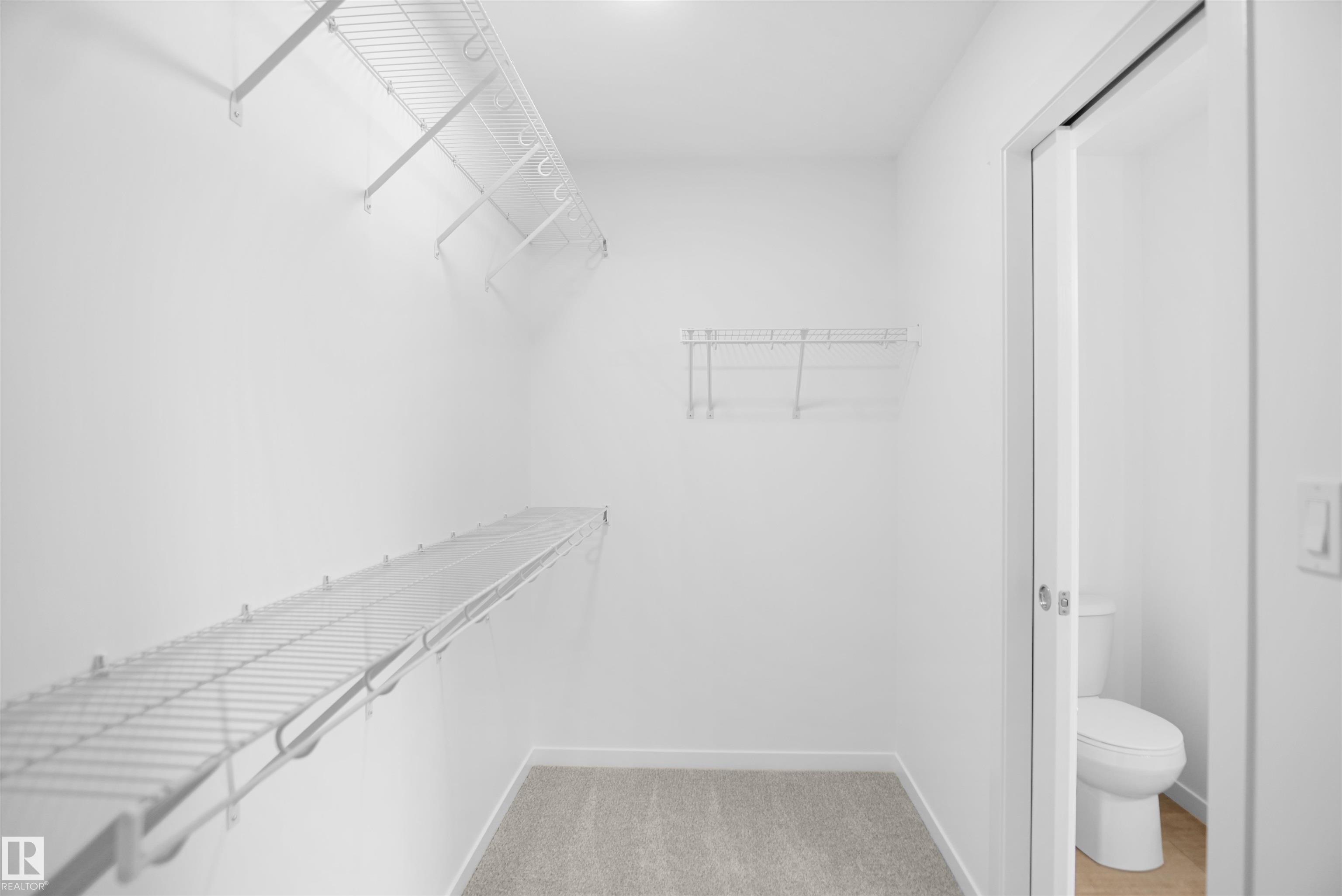 https://zimg.paragon.ice.com/ParagonImages/Property/PM/RAE/225381603/22/0/0/7a2ee9832997499817acad421e3e3cbf/1/400f2de54848ce4de417cf9457677b48/225381603-2d870633-a600-4155-8b33-bf9bff573618.JPG