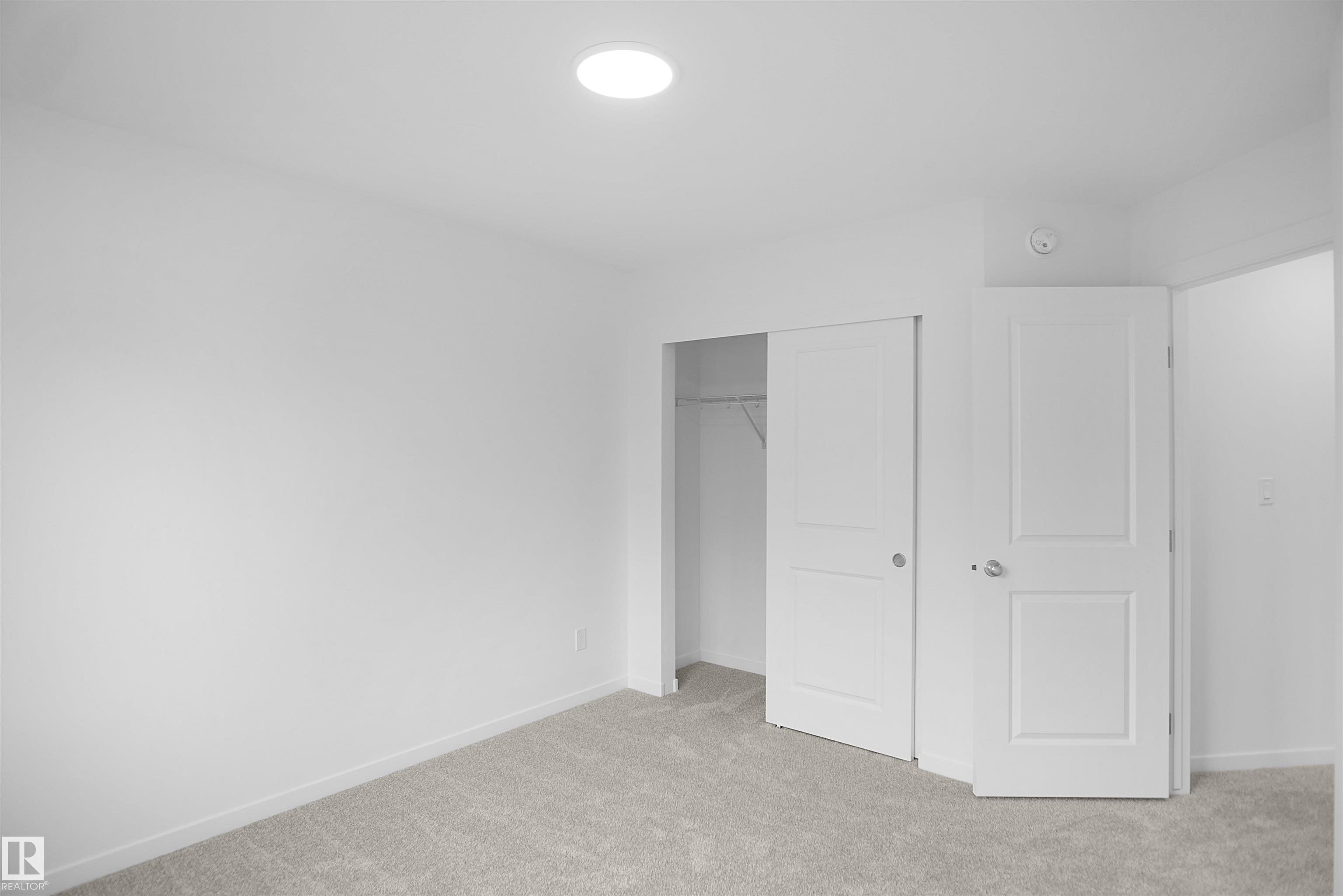 https://zimg.paragon.ice.com/ParagonImages/Property/PM/RAE/225381603/29/0/0/38dcf78554f19aef1d444564d0e58f7b/1/400f2de54848ce4de417cf9457677b48/225381603-1554fa51-27a6-4961-9e39-92513af24c0b.JPG