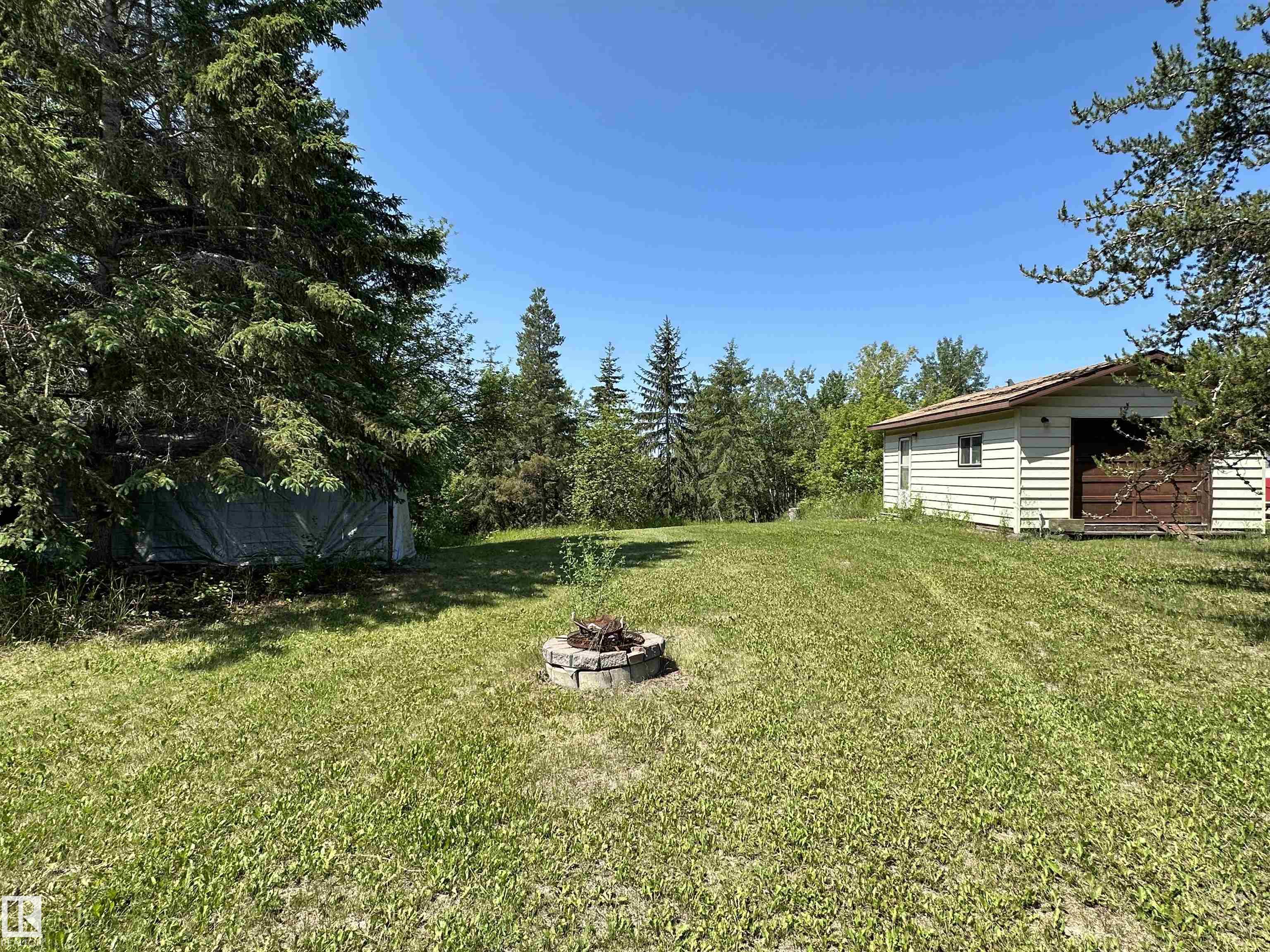 #208 60018 Hwy 657 3