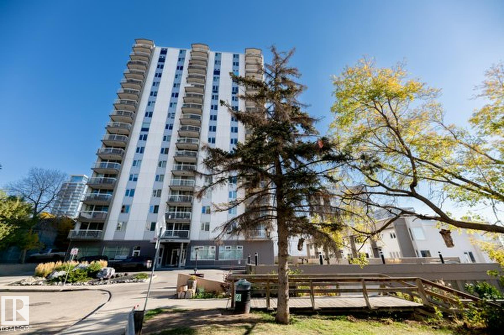 https://zimg.paragon.ice.com/ParagonImages/Property/PM/RAE/225381993/25/0/0/5c5bdb995837506cd4ad150da9da96bb/1/1e03e3c3601b25c3c417a186ce5f59f3/225381993-a6ee3606-470c-4d1c-9c12-4c1221317ef2.JPG