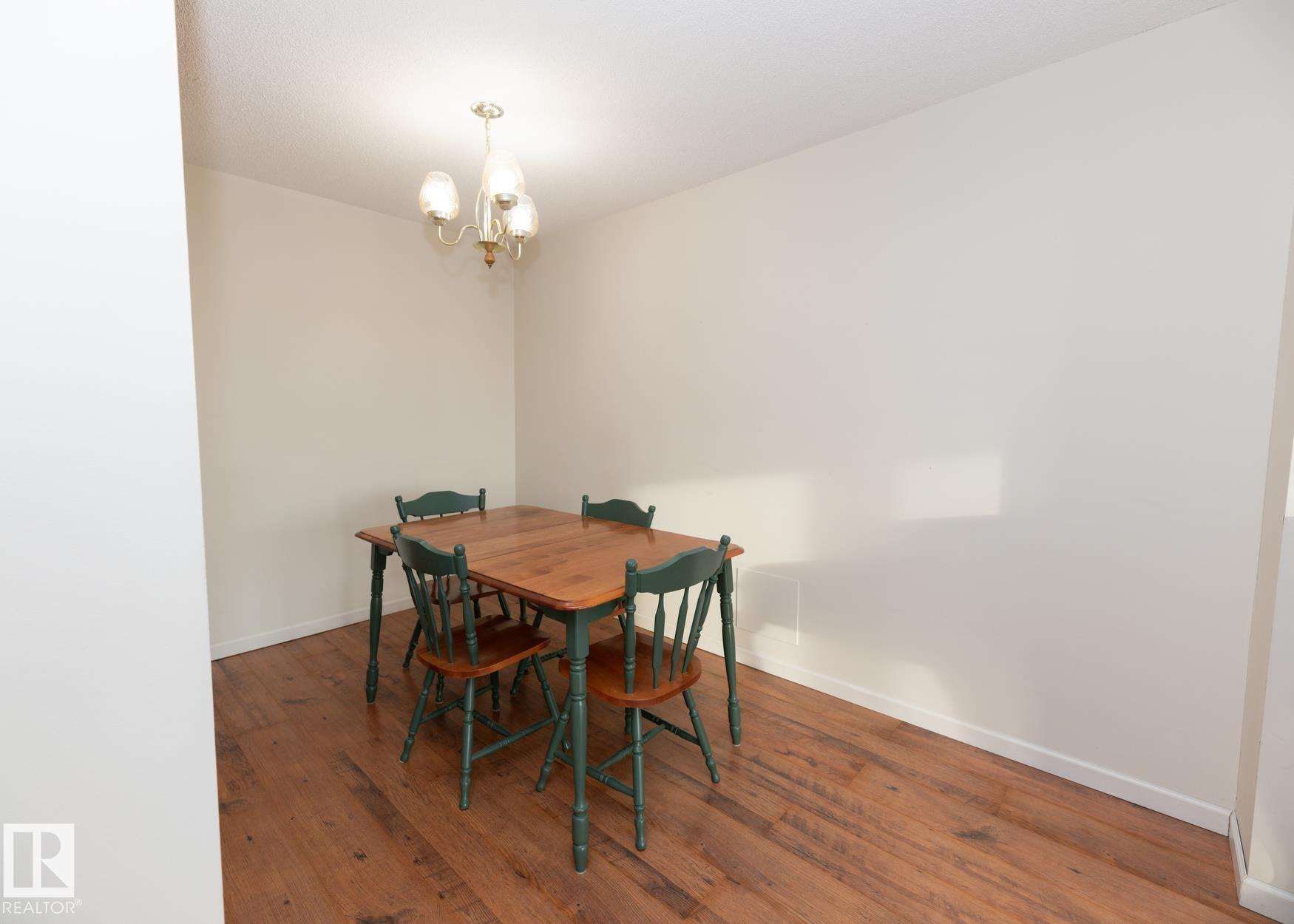 https://zimg.paragon.ice.com/ParagonImages/Property/PM/RAE/225381993/8/0/0/6b669b8f75f614fbb19ec04bdd18a1da/1/1e03e3c3601b25c3c417a186ce5f59f3/225381993-08227903-62ab-4569-a273-a5b4ac9d535a.JPG