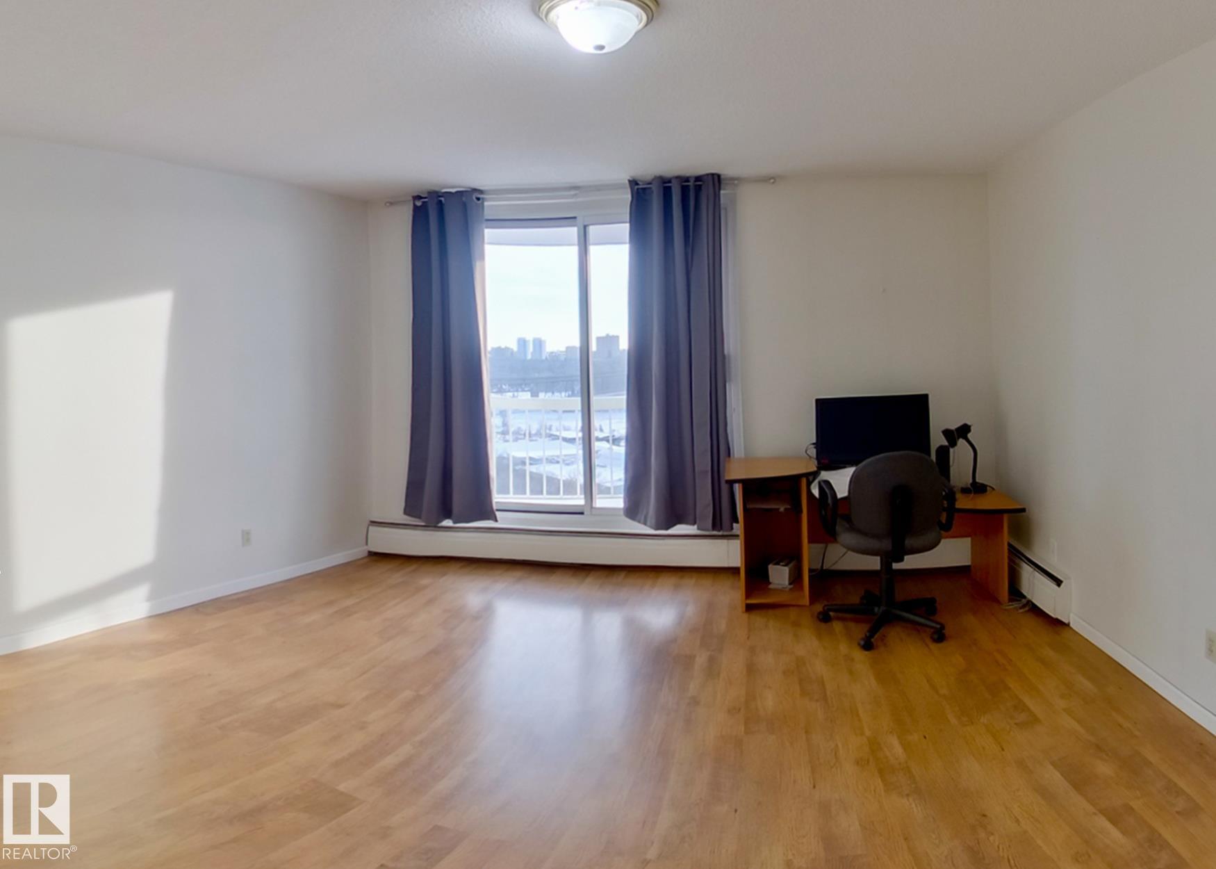 https://zimg.paragon.ice.com/ParagonImages/Property/PM/RAE/225381993/9/0/0/6f1e46a962eaa5fdafa52c3fa4a2cabe/1/1e03e3c3601b25c3c417a186ce5f59f3/225381993-c3d80bc0-e8a9-44ae-9218-431ff7cbcef6.JPG