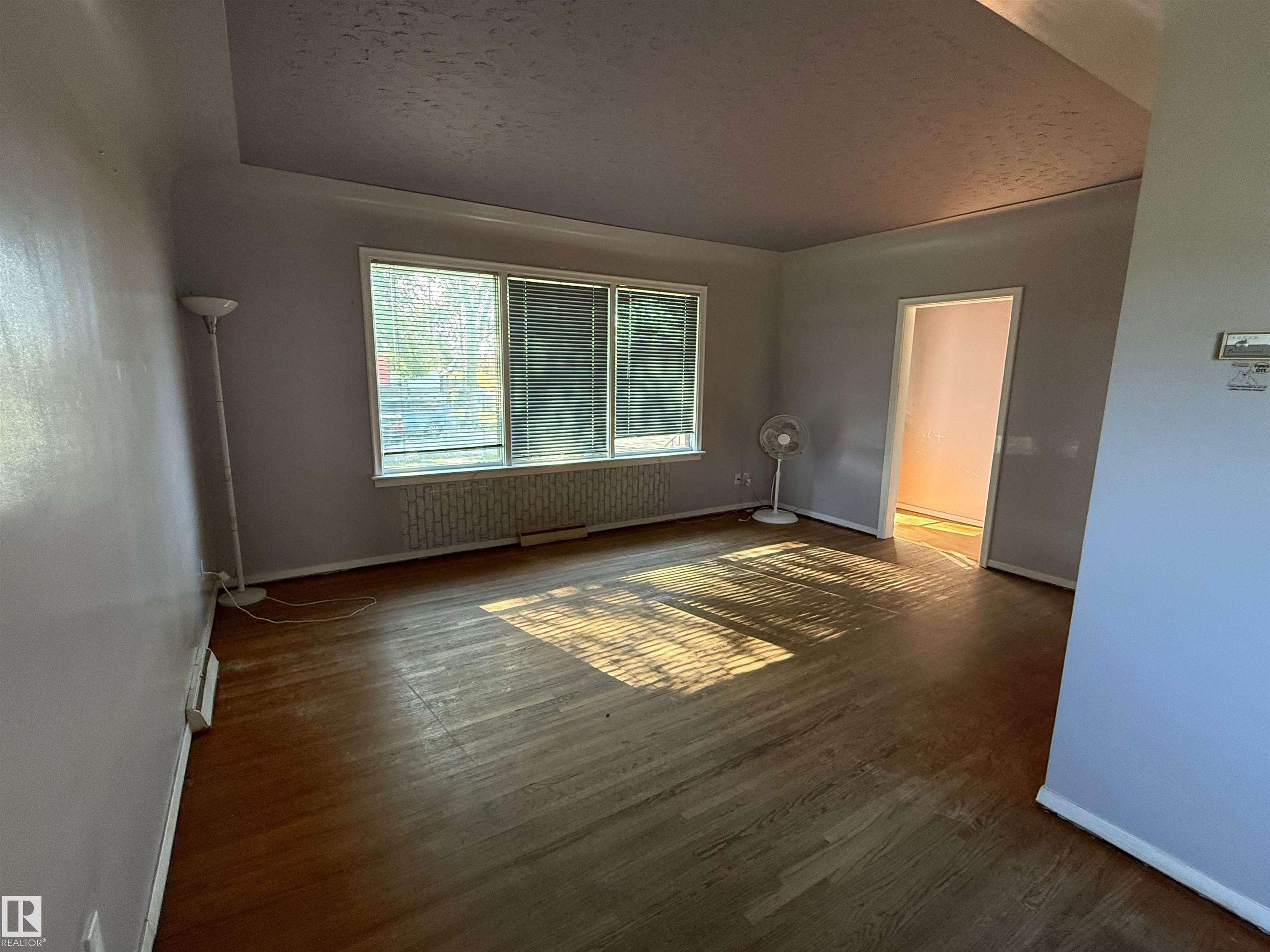 Picture for 12425 126 ST NW