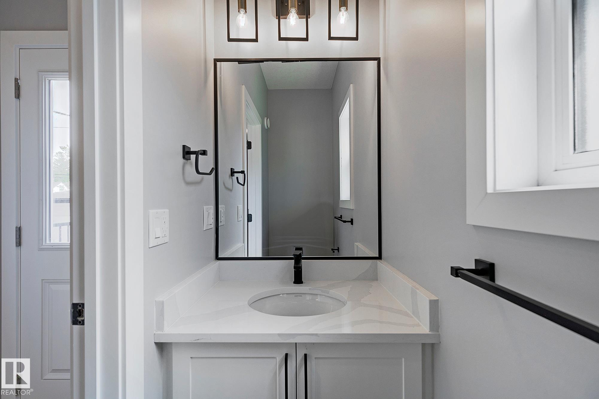 Picture for 11633 ST ALBERT TR NW