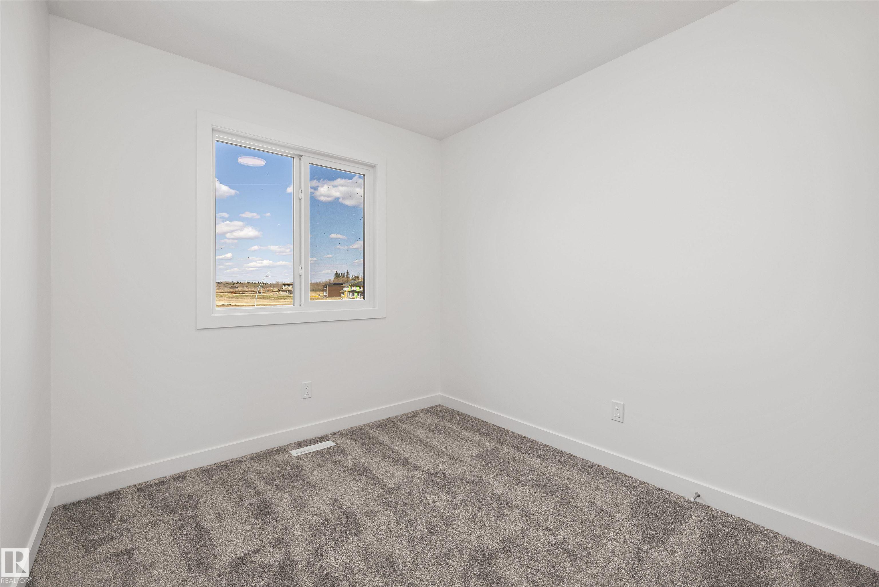 https://zimg.paragon.ice.com/ParagonImages/Property/PM/RAE/225382319/22/0/0/3ac3ca7c649e217847ba5c9946c1a036/1/fbda9b0adaf855a10236106e890a0d63/225382319-6d1d11a8-4cc9-4cfc-a019-ff02a6161d35.JPG
