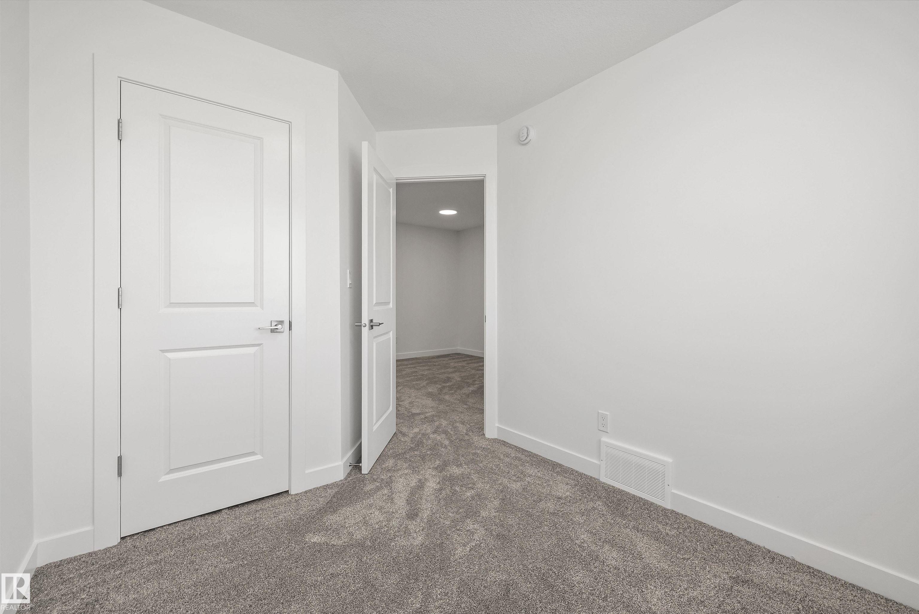 https://zimg.paragon.ice.com/ParagonImages/Property/PM/RAE/225382319/23/0/0/10fa9ef07367767be6f3faf885c6c1a1/1/fbda9b0adaf855a10236106e890a0d63/225382319-495e8c44-2515-4aa0-9b37-7c7f98ce51dc.JPG