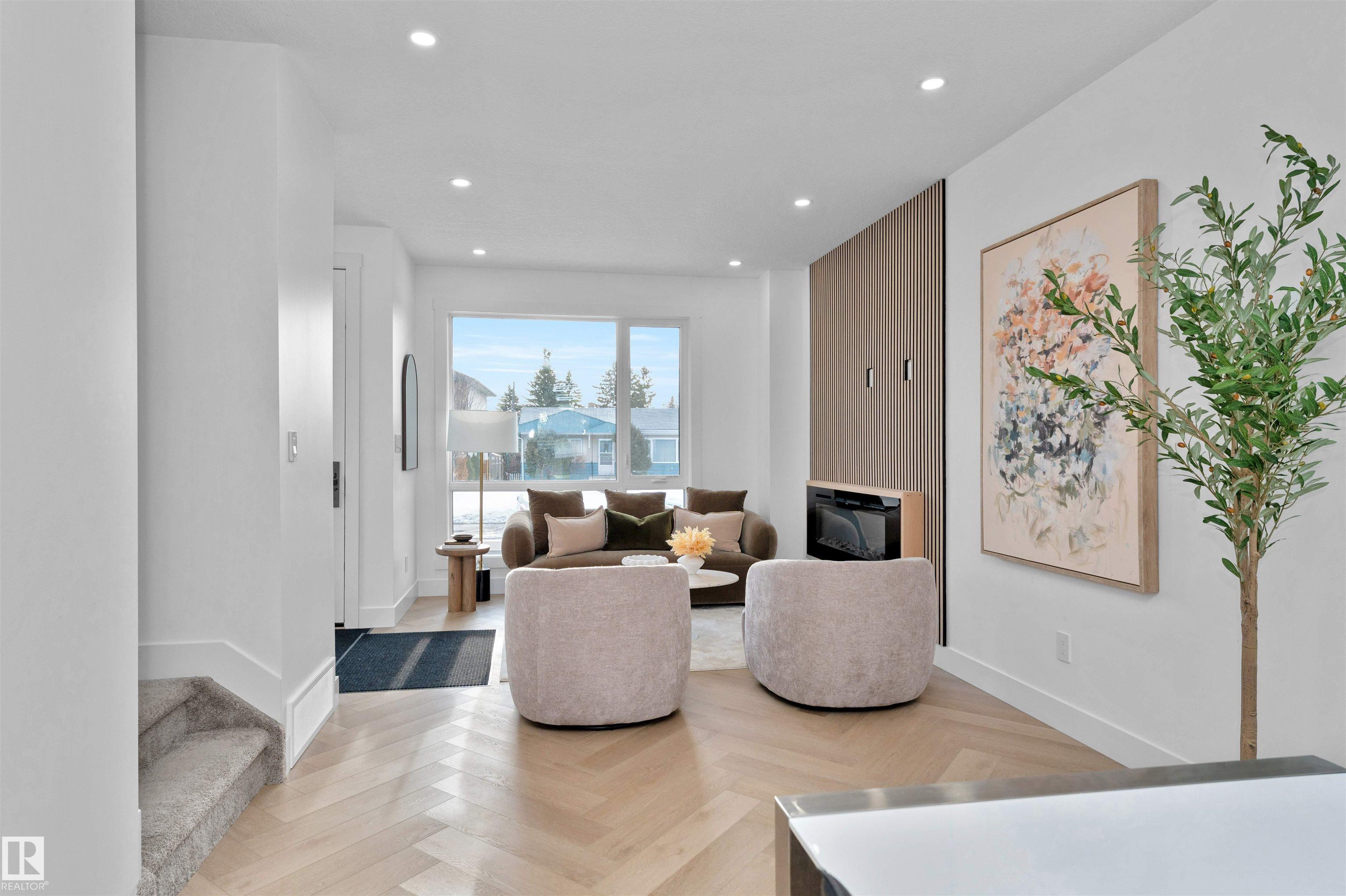 Picture for 9624 86 ST NW