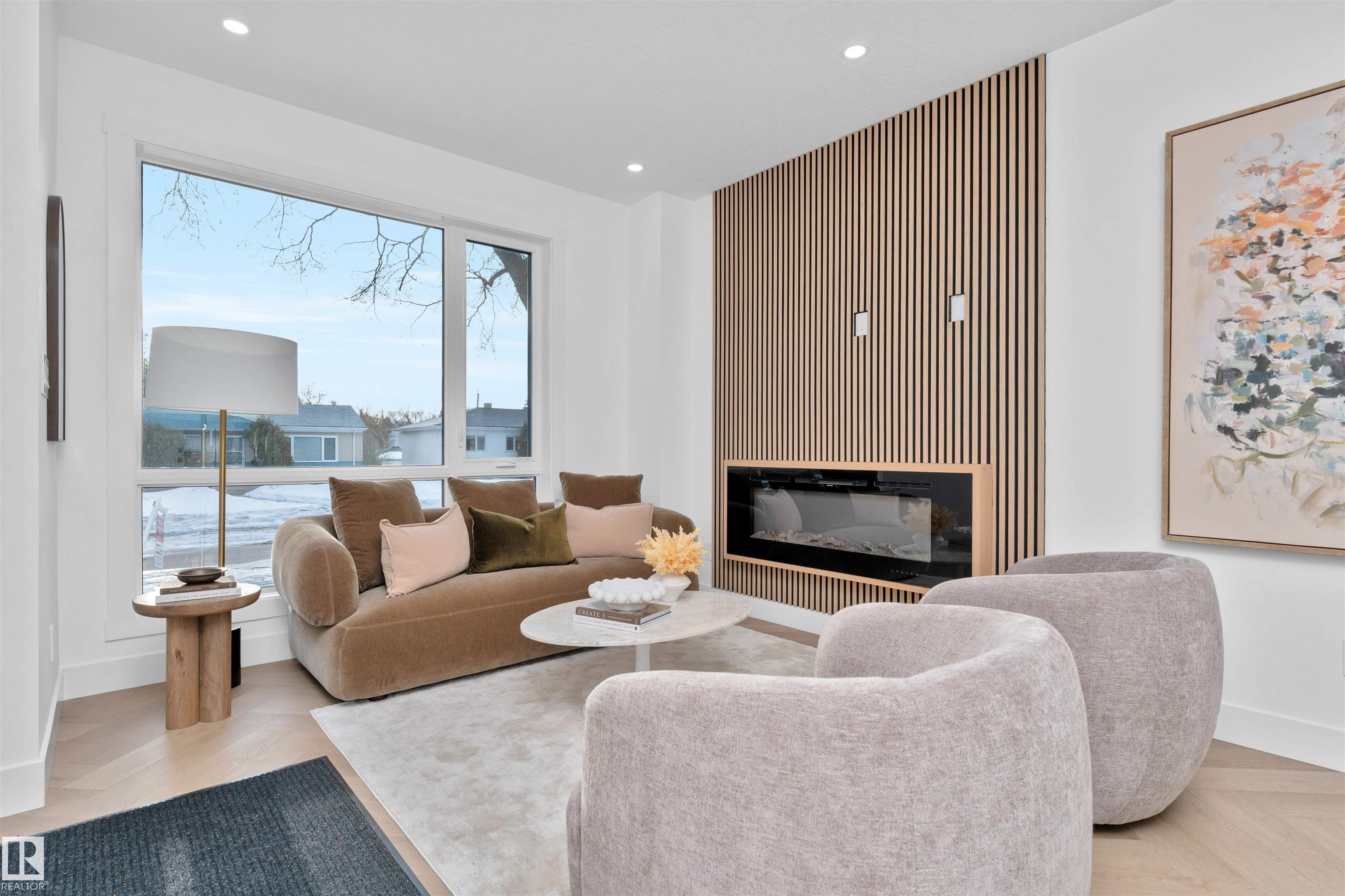 Picture for 9624 86 ST NW