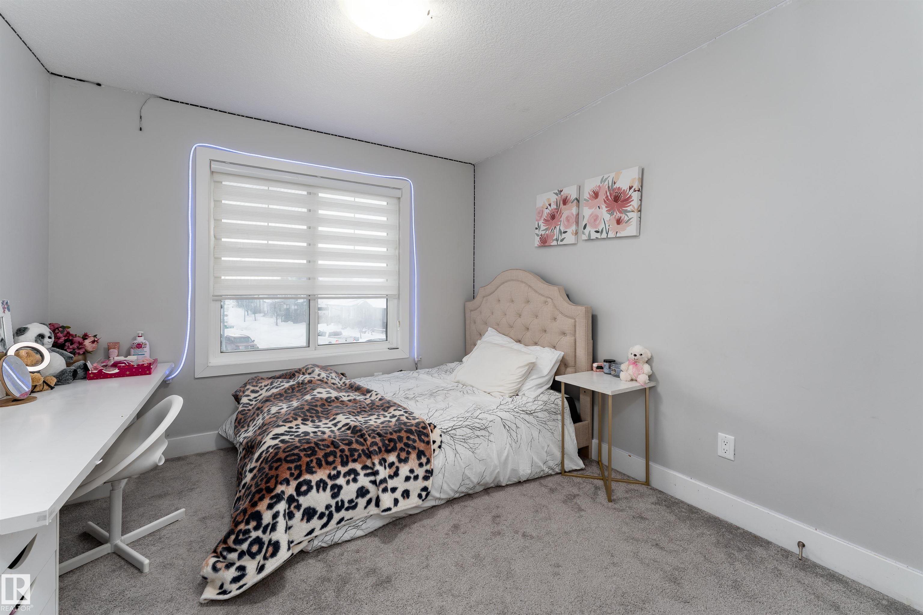 https://zimg.paragon.ice.com/ParagonImages/Property/PM/RAE/225382503/33/0/0/2d009dc46a100bae06551f5fd7360e0e/1/bdad2dbc9b5d1c5bd083e5af31af13df/225382503-ebcfef0f-bb84-4c81-9e5c-8581486e6319.JPG