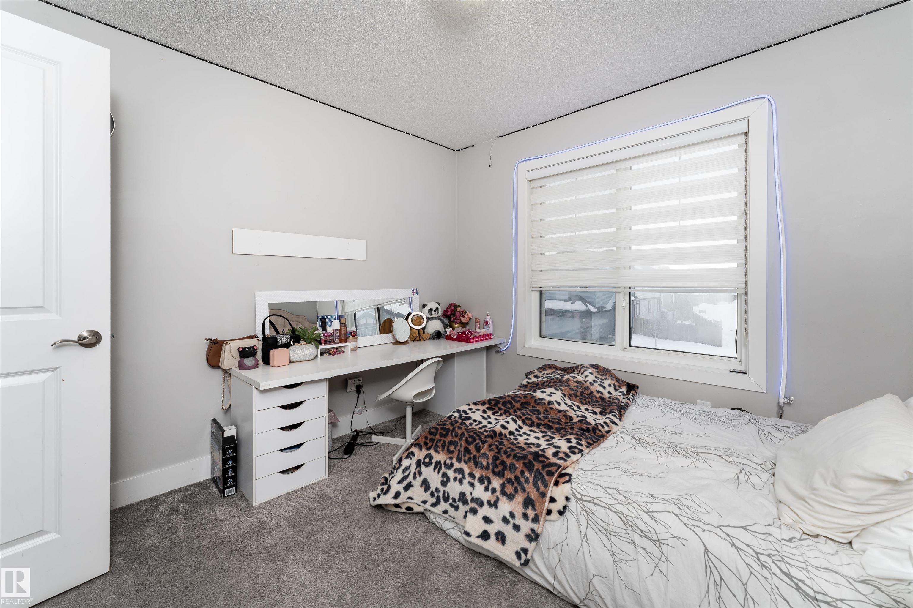https://zimg.paragon.ice.com/ParagonImages/Property/PM/RAE/225382503/34/0/0/22459dc9970328462705ddf03720d9f3/1/bdad2dbc9b5d1c5bd083e5af31af13df/225382503-04119cdd-7cbc-4d0b-b945-71135880ddd9.JPG