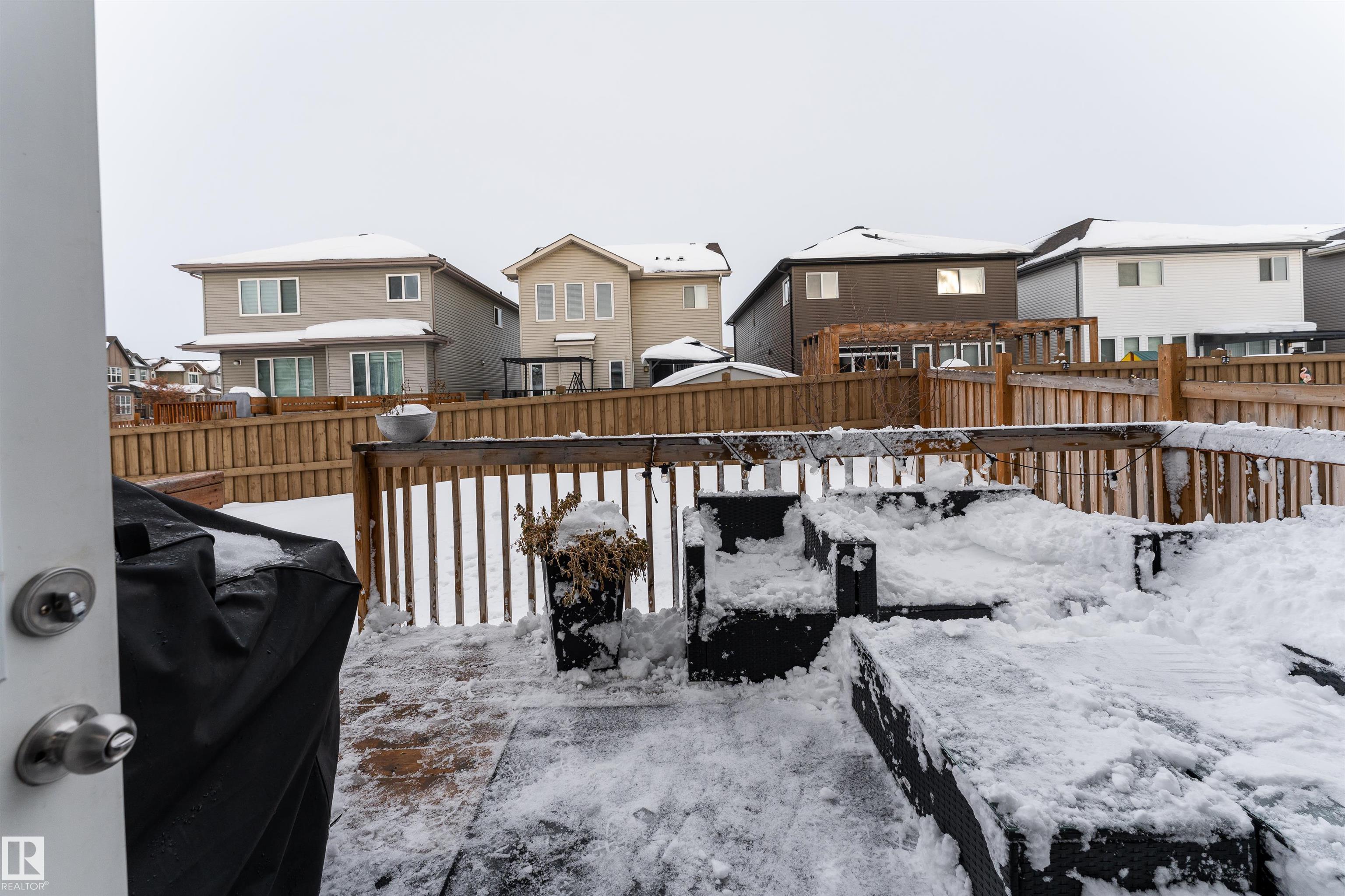 https://zimg.paragon.ice.com/ParagonImages/Property/PM/RAE/225382503/46/0/0/7f0b5f3b0d173d6907db0c5dde20b775/1/bdad2dbc9b5d1c5bd083e5af31af13df/225382503-0b8b3ea4-2503-4317-a7af-bed2e86f7a0f.JPG