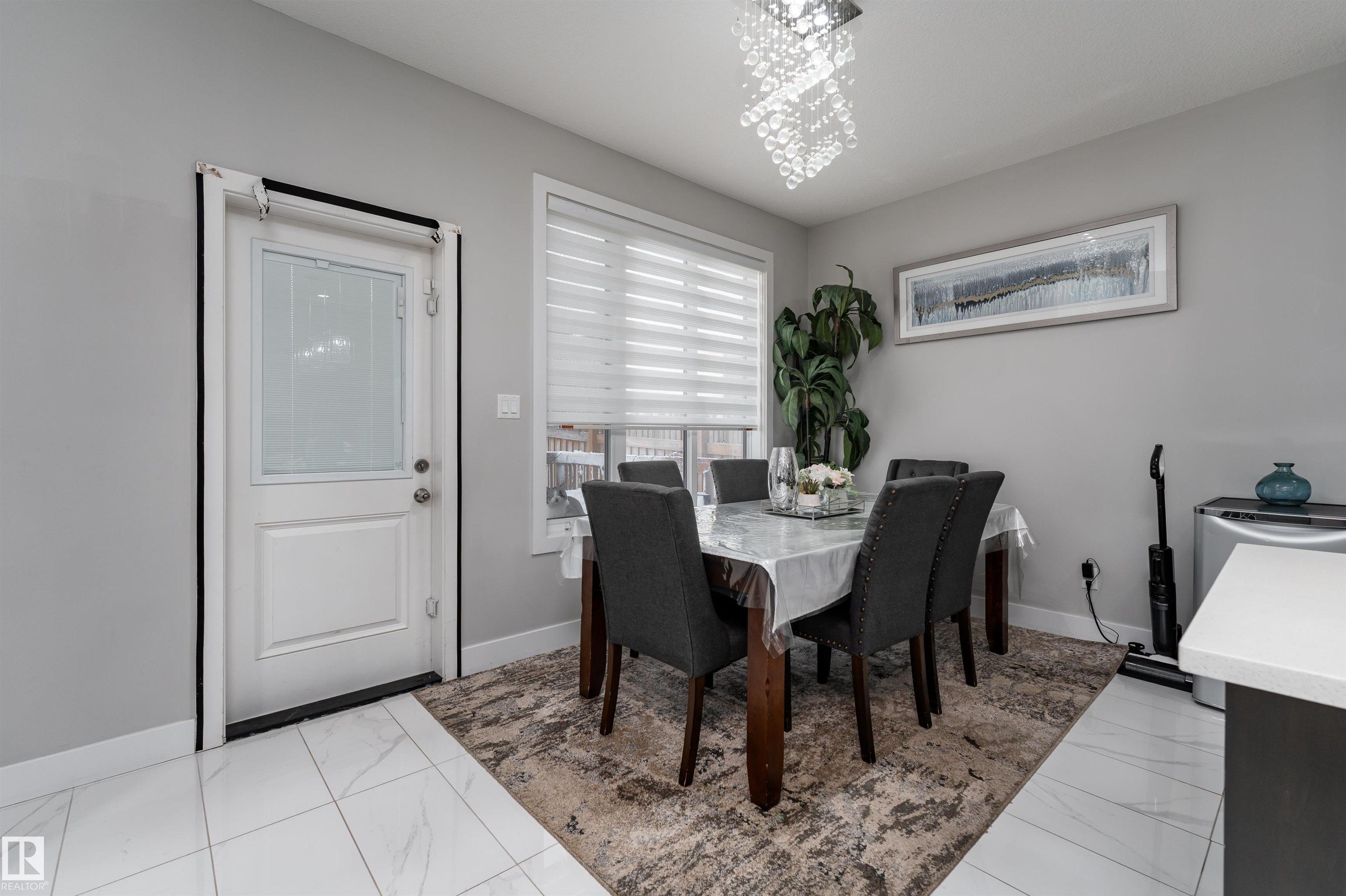 https://zimg.paragon.ice.com/ParagonImages/Property/PM/RAE/225382503/9/0/0/6bbac9dab1e434b5f9f84bfe57d2d5a6/1/bdad2dbc9b5d1c5bd083e5af31af13df/225382503-fdac6fee-1ab3-40bb-92a3-79c0de79c016.JPG